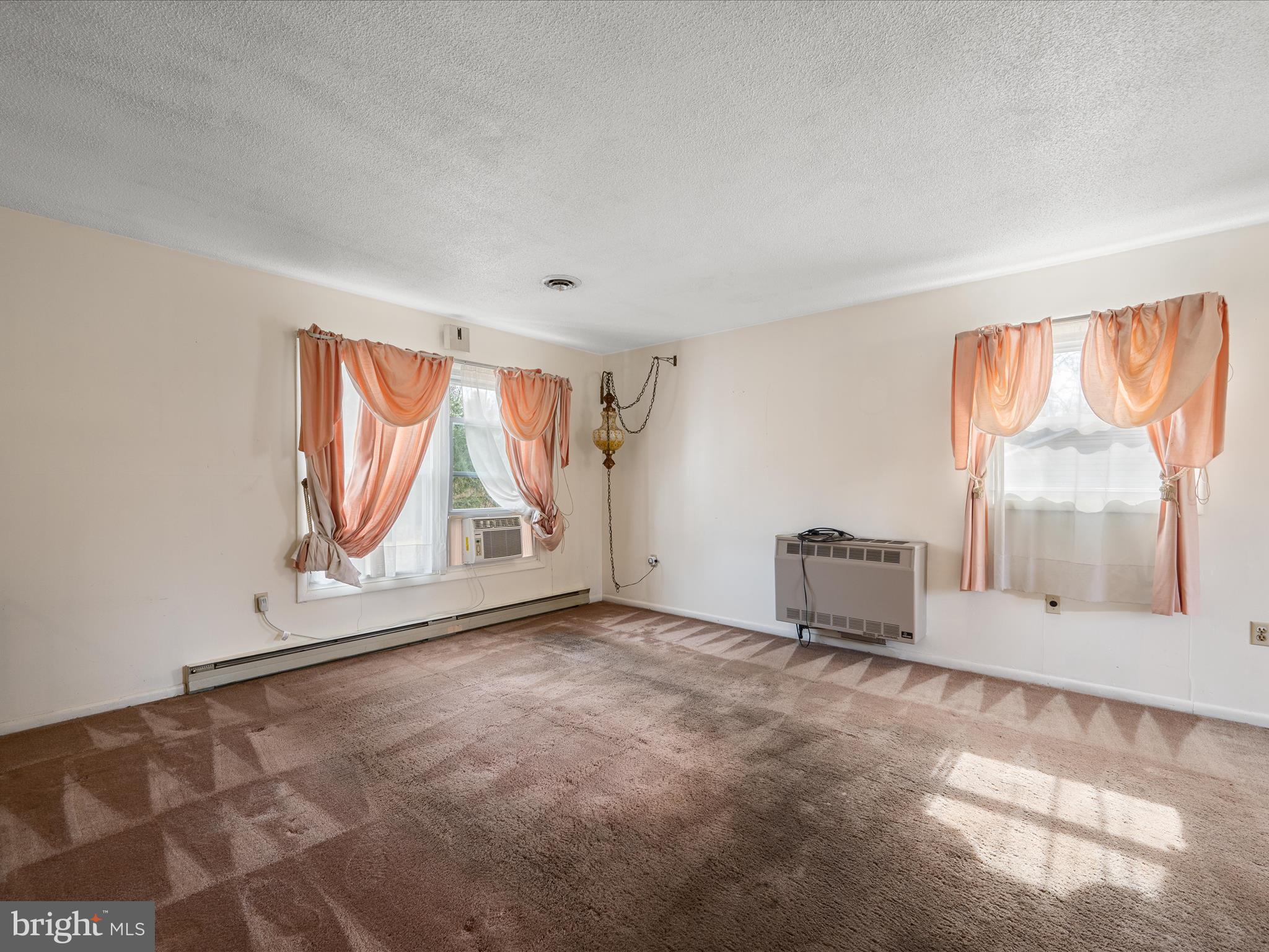 MECKLENBURG HEIGHTS - Residential