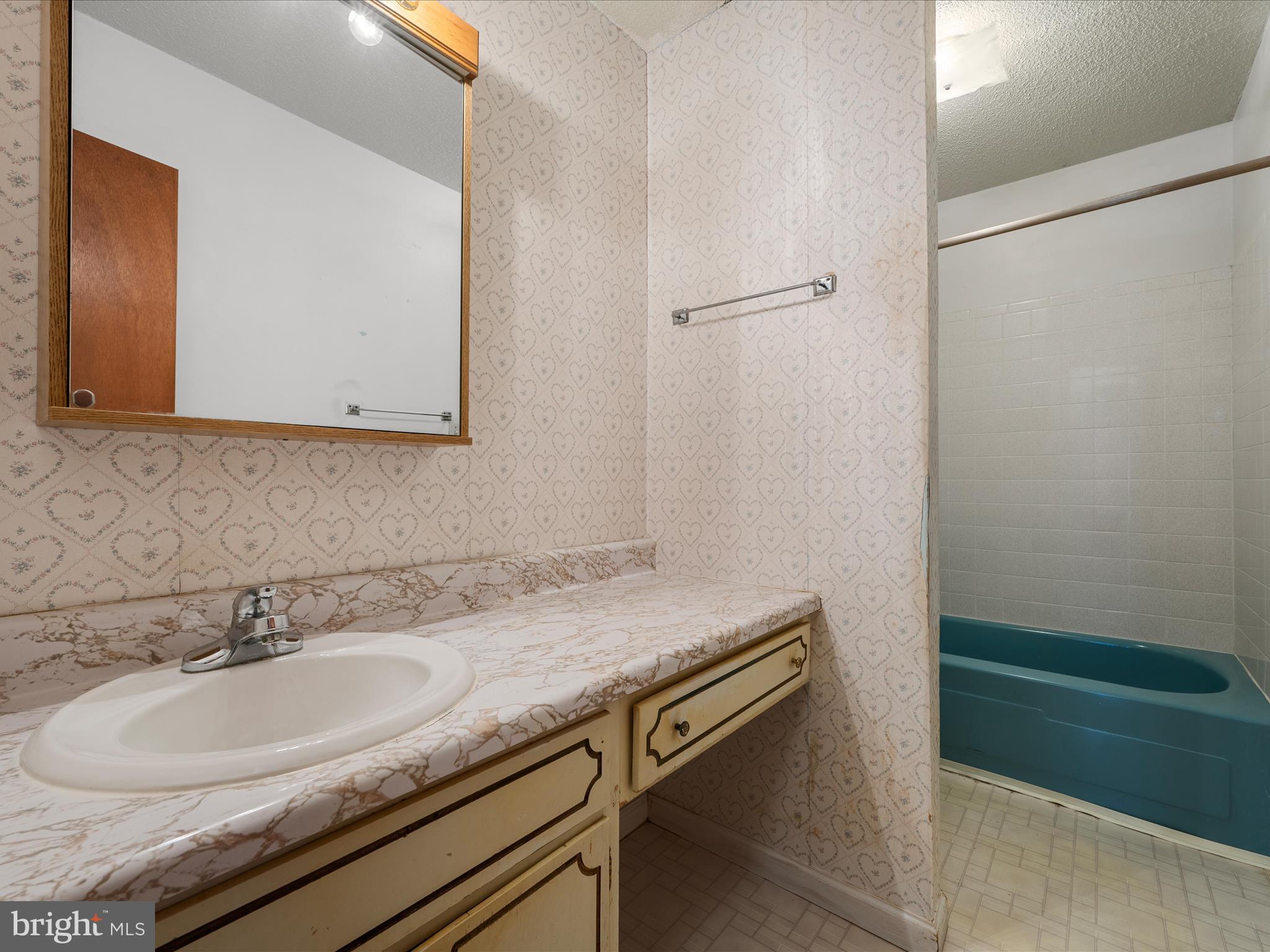 MECKLENBURG HEIGHTS - Residential