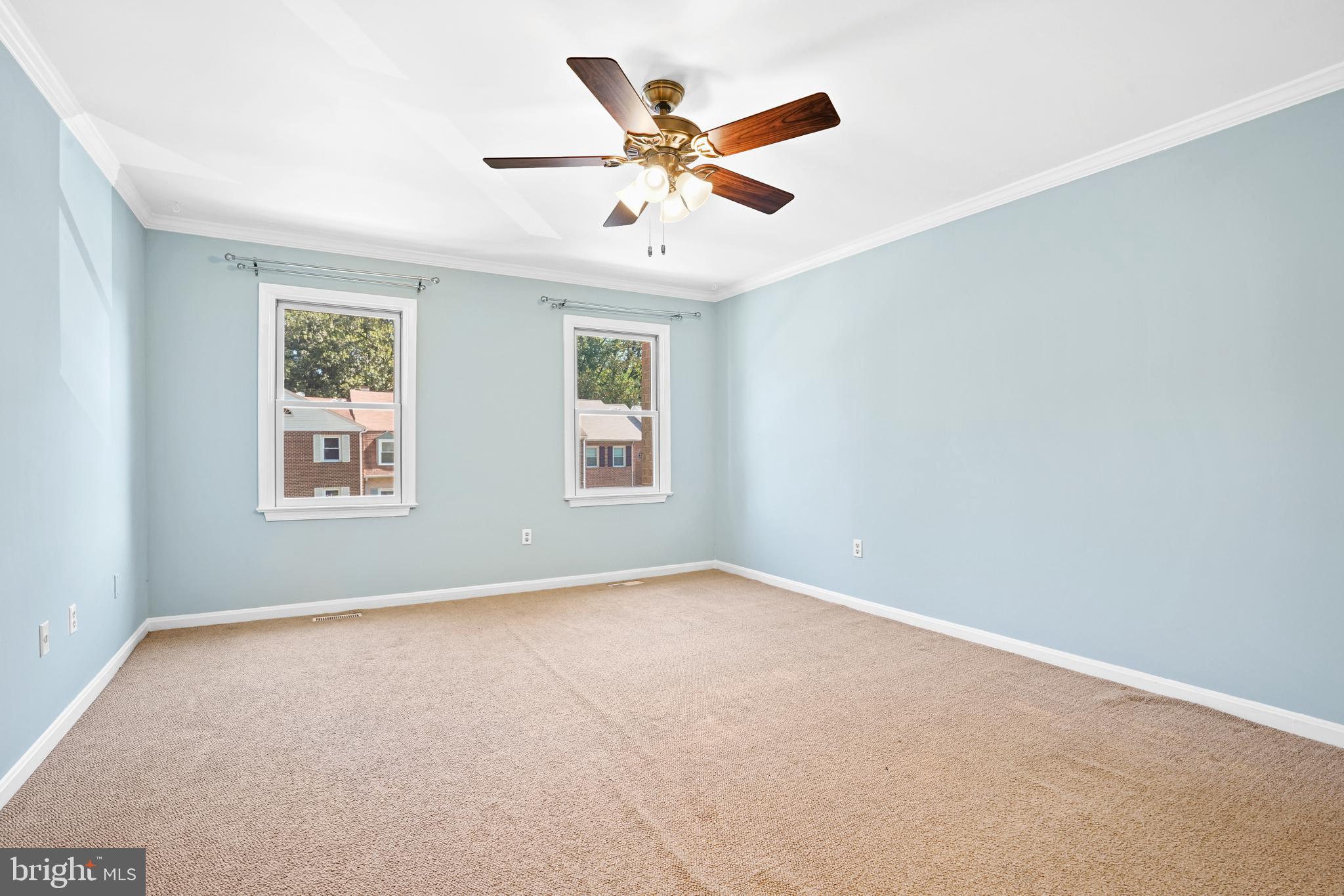 INVERNESS KNOLLS - Residential Lease