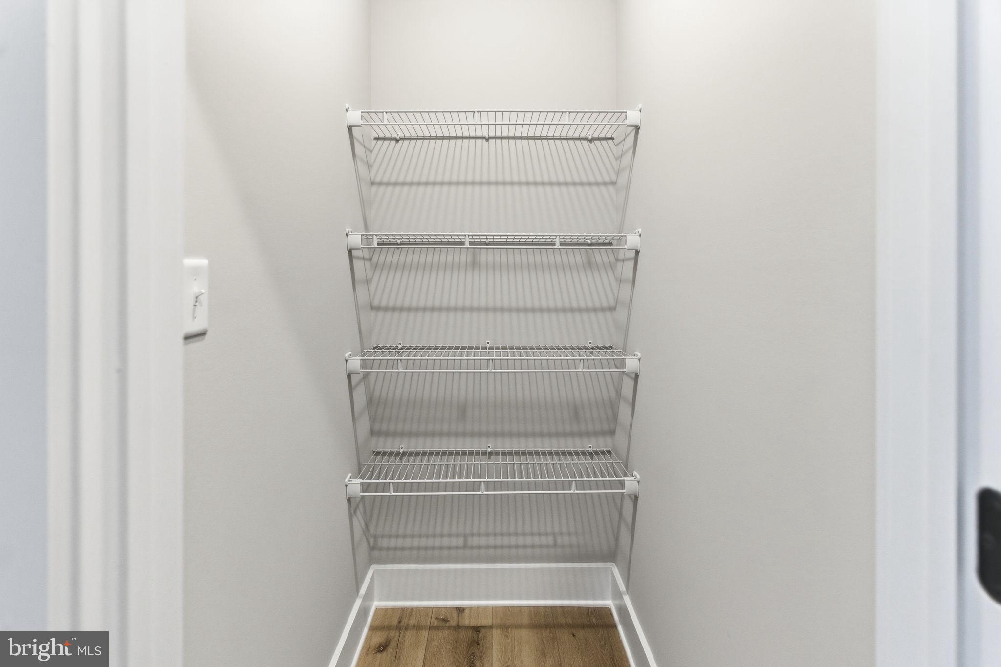 LAKE FOREST ESTATES - Residential