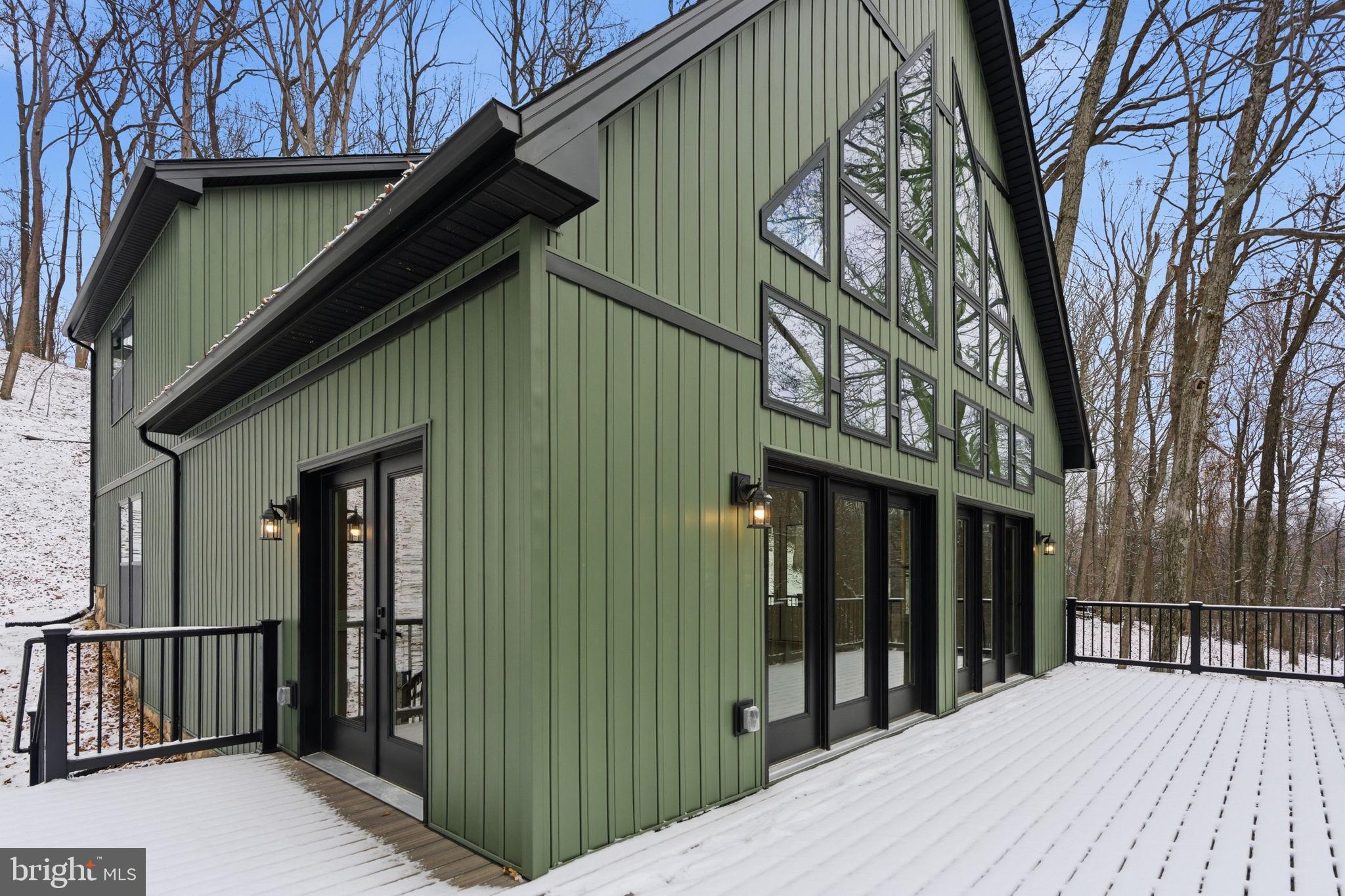 LAKE FOREST ESTATES - Residential