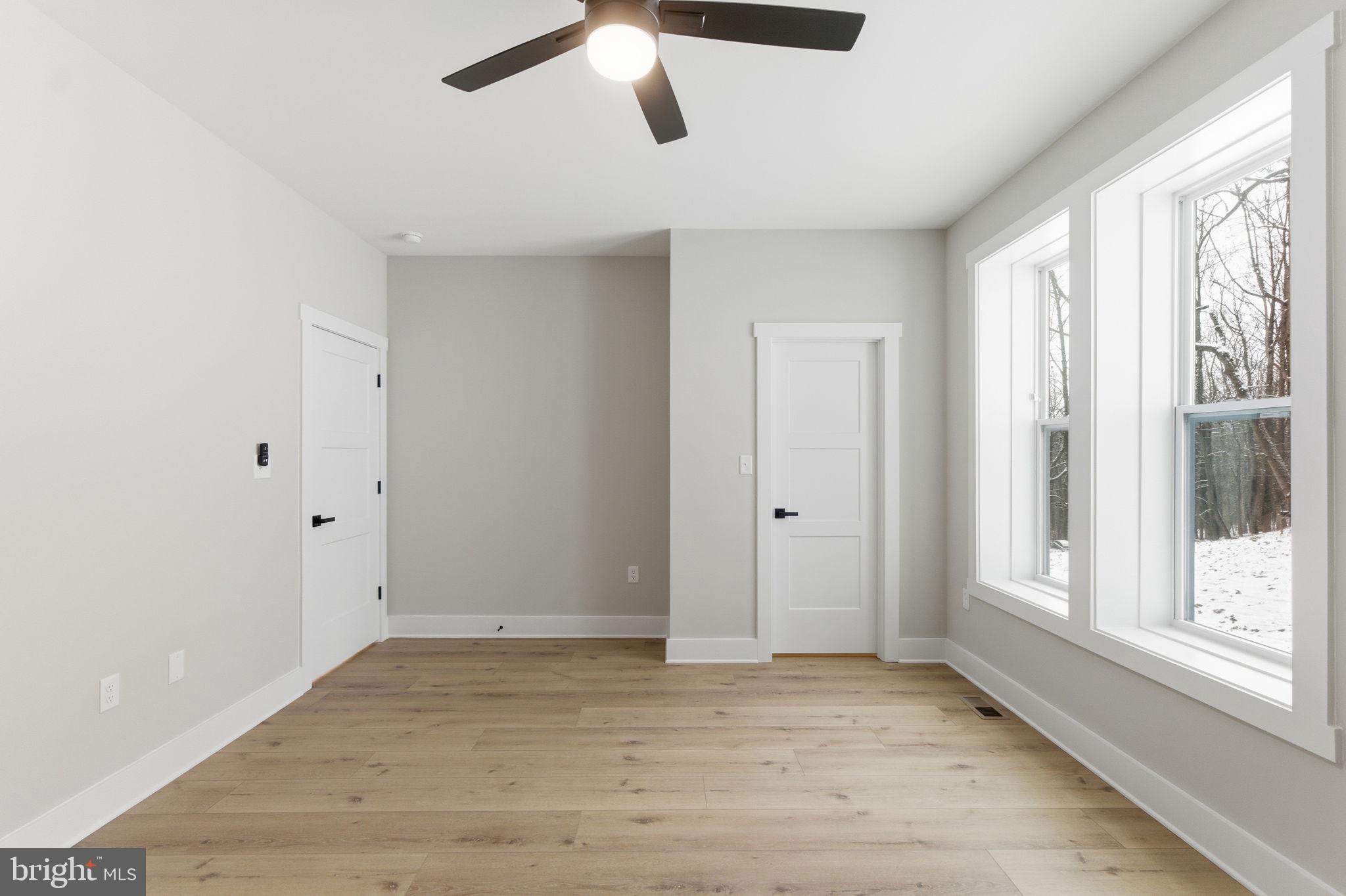 LAKE FOREST ESTATES - Residential