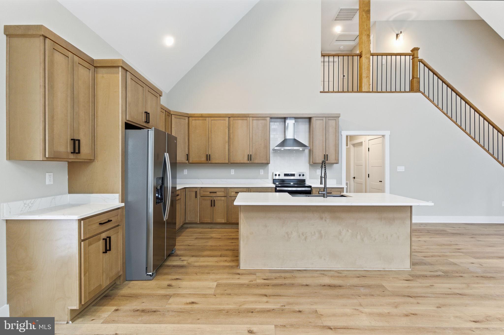 LAKE FOREST ESTATES - Residential