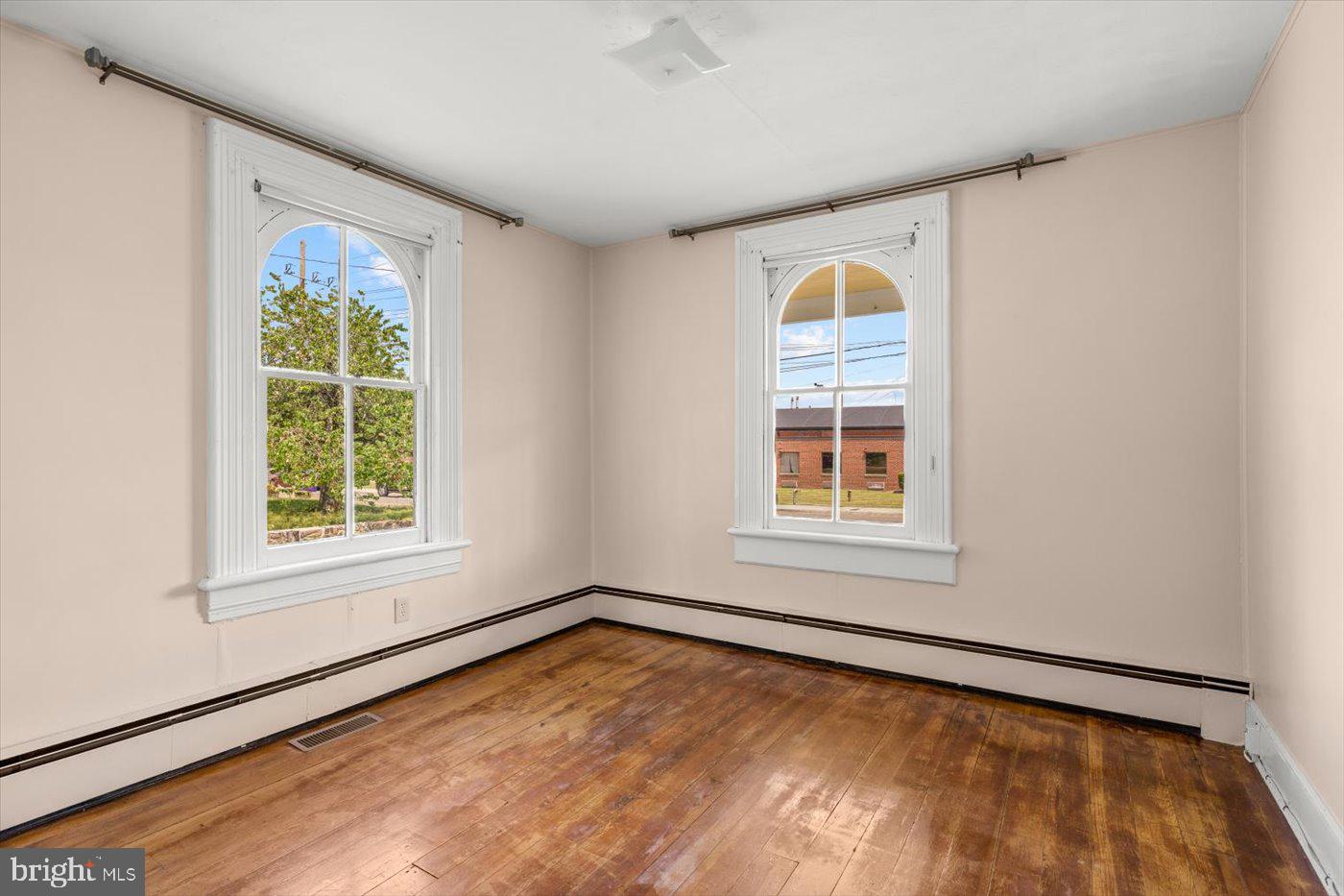 TOWN OF LURAY - Residential