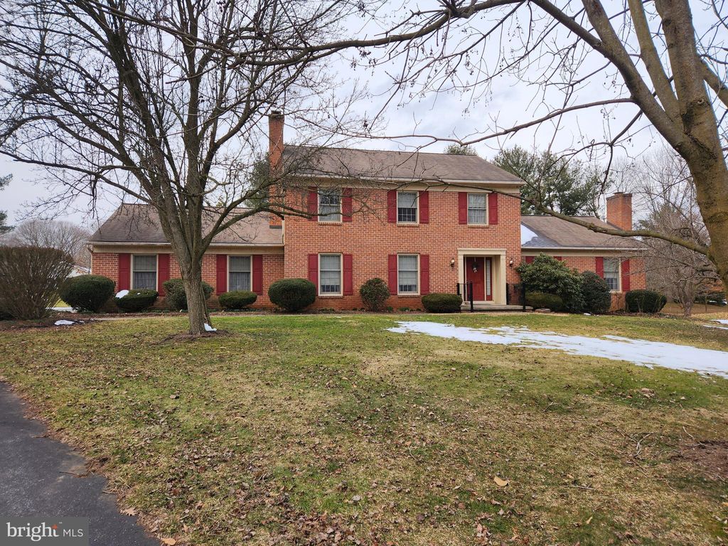 Photo of 684 Steinman Court, Lancaster, PA 17603 (MLS # PALA2047844)