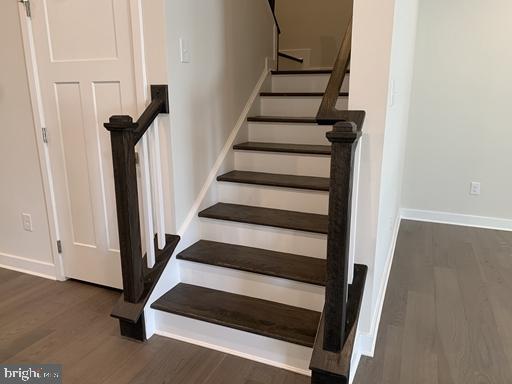 LONGWOOD PRESERVE - Residential Lease