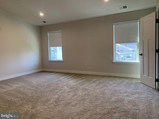 LONGWOOD PRESERVE - Residential Lease