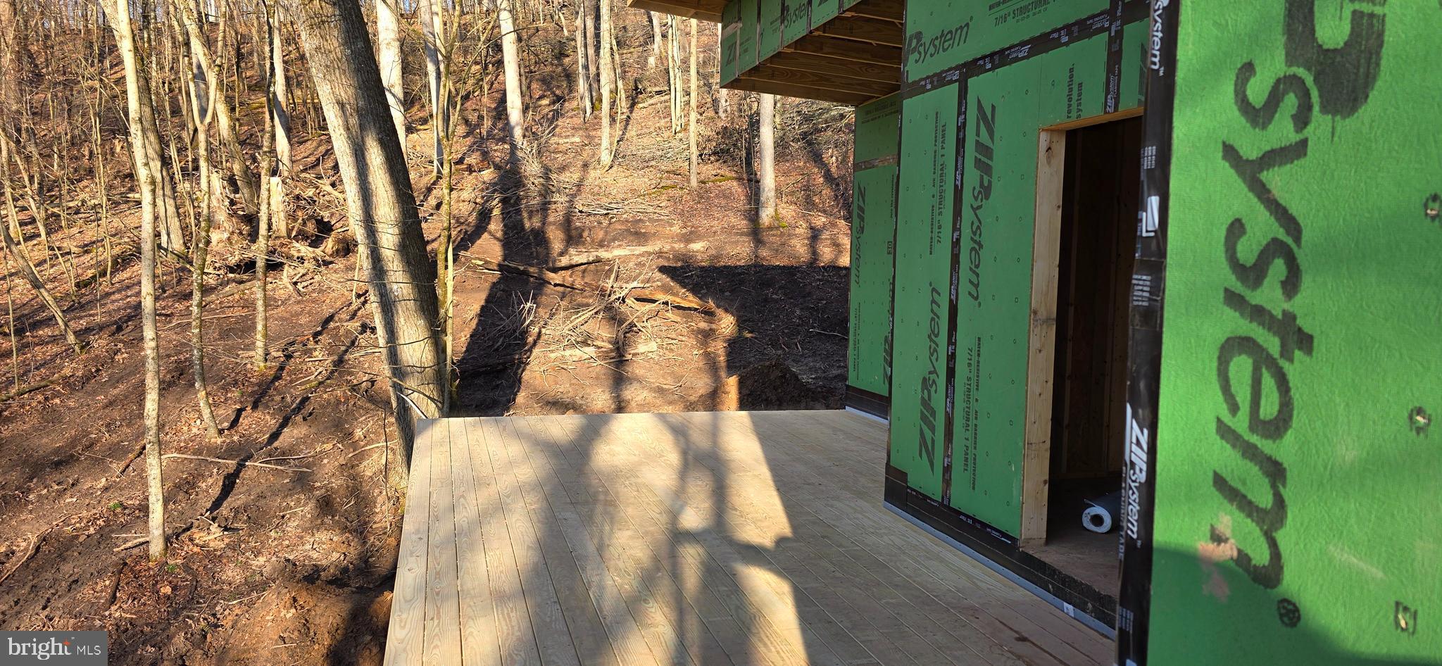 COUNTRY CLUB ACRES - Residential