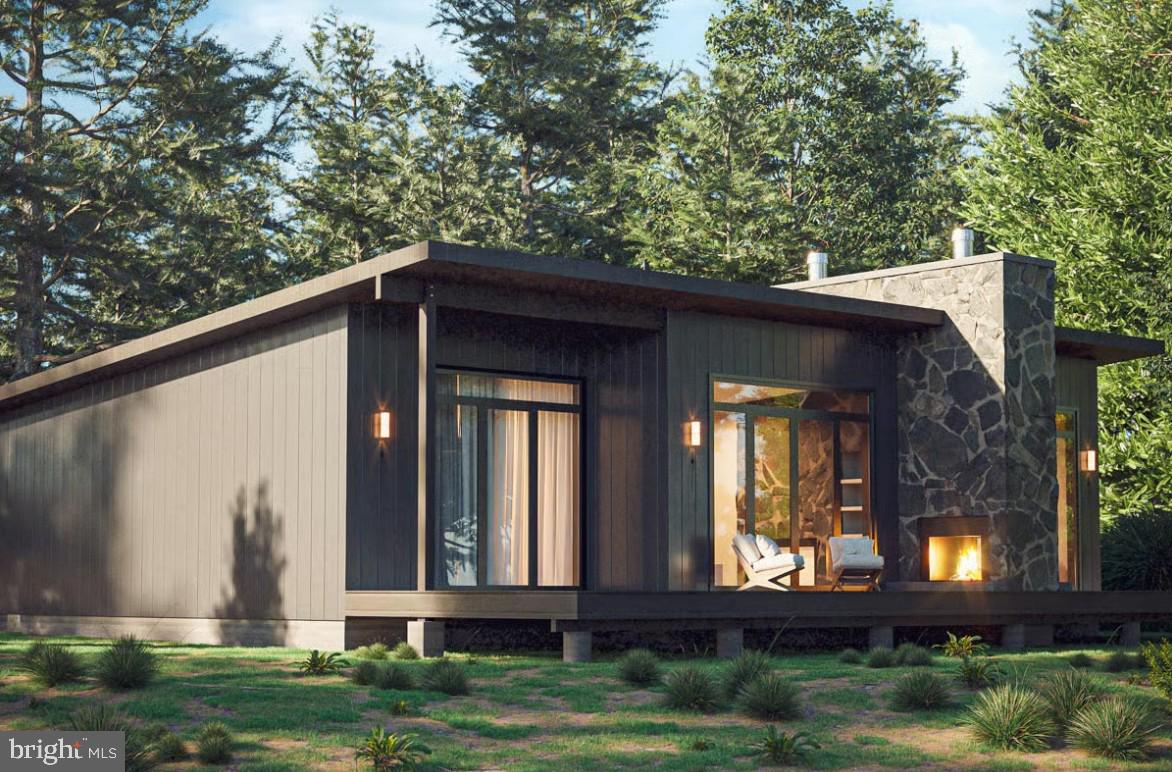 COUNTRY CLUB ACRES - Residential