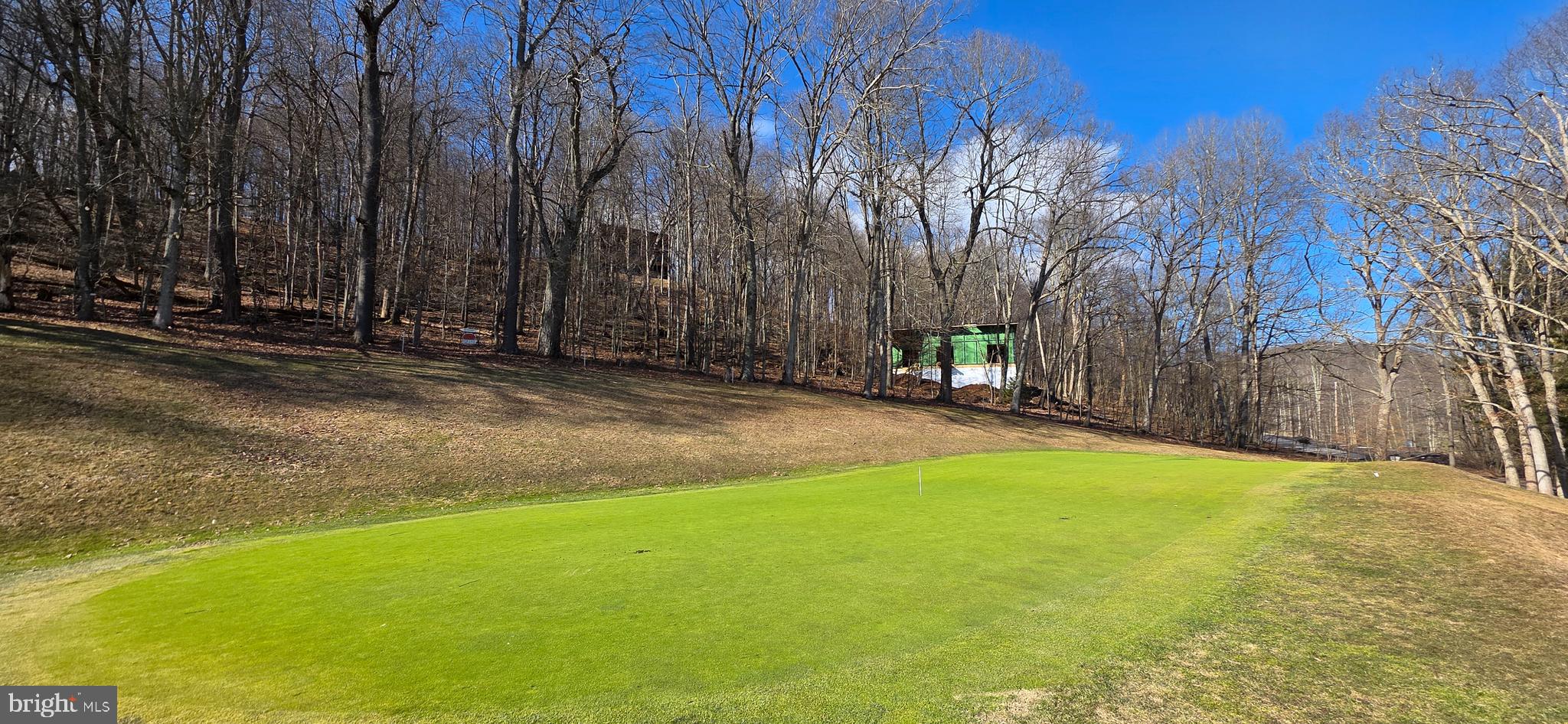 COUNTRY CLUB ACRES - Residential