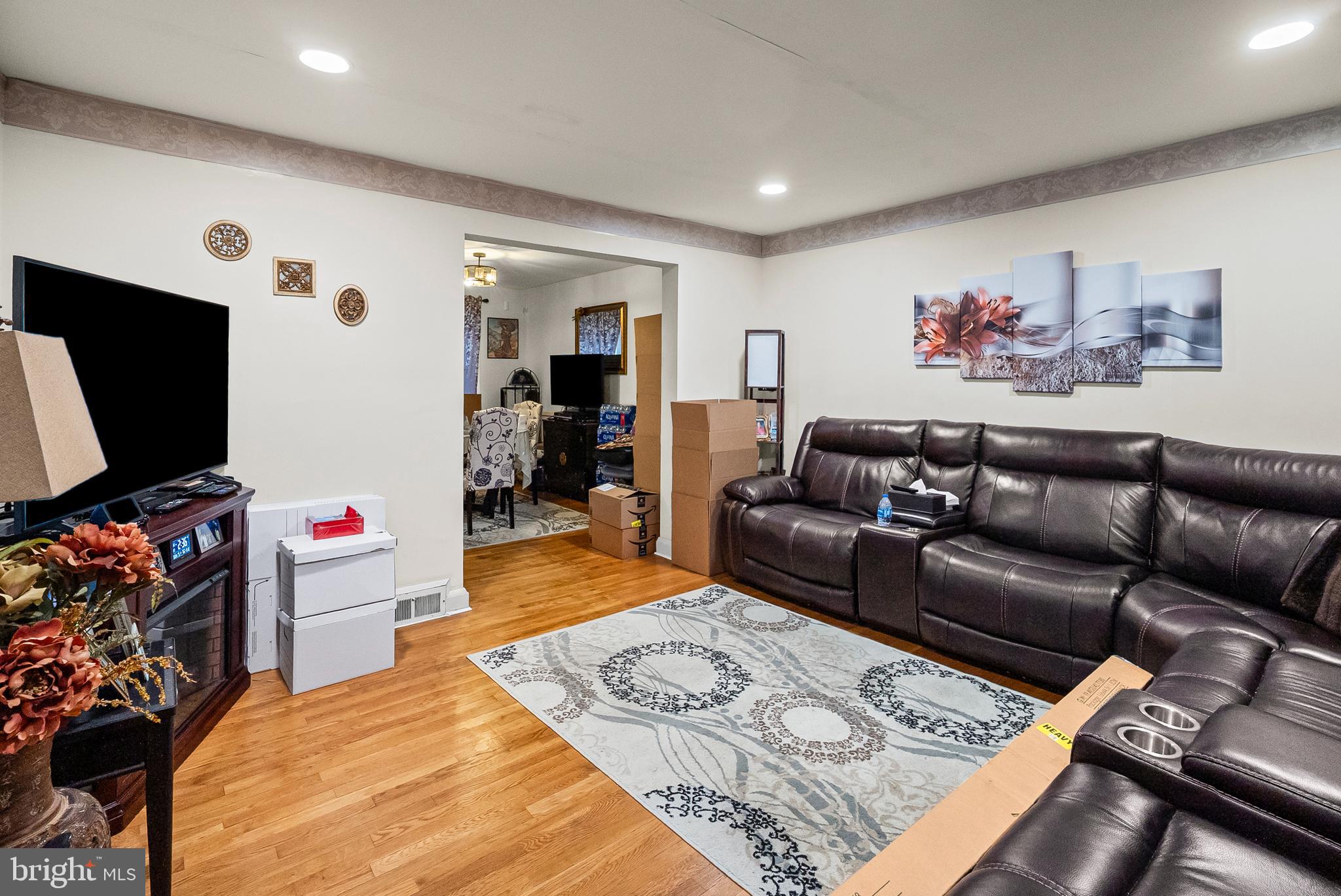 RIDGELEIGH - Residential