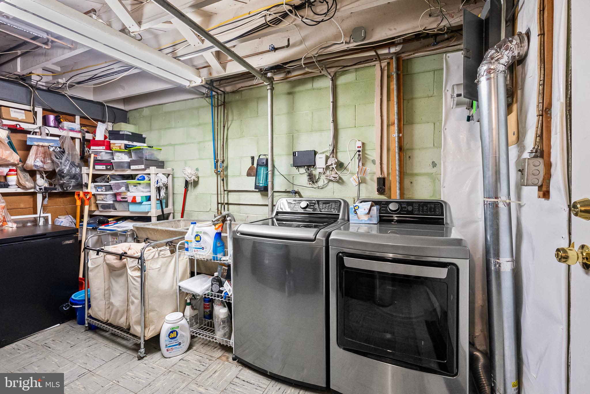 RIDGELEIGH - Residential