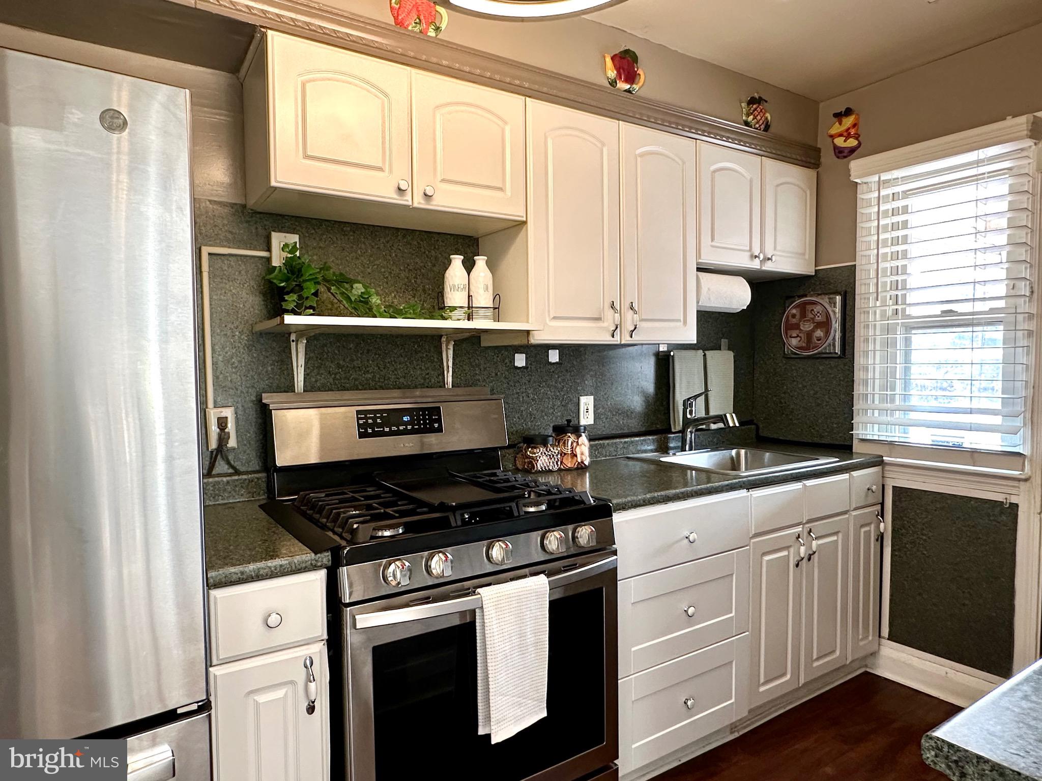 RIDGELEIGH - Residential