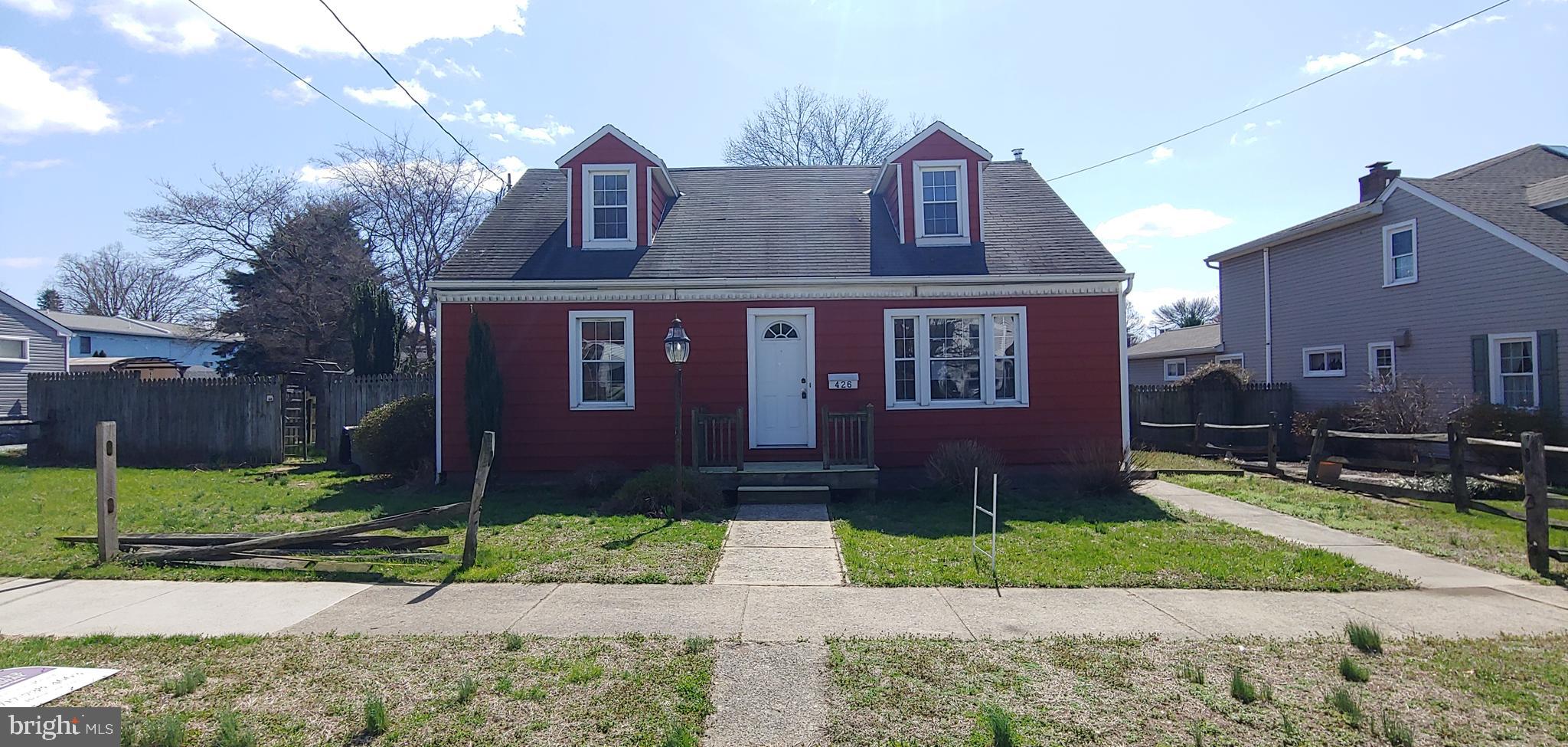 Detached 1.5 story home with 2 fireplaces, and a private backyard. Located on a low-travel street in Columbia Boro within easy walking distance of shops & restaurants. Features include a 1st-floor bedroom & full bath, forced air heating, and a spacious family room with a brick fireplace. The exterior has a covered rear deck, water features, and a detached workshop. The property contains 2 parcels on 1 deed. 426 Poplar St. Tax#110-49742-0-0000 424 Poplar St. Tax# 110-46715-0-0000. Stated taxes are for both parcels.