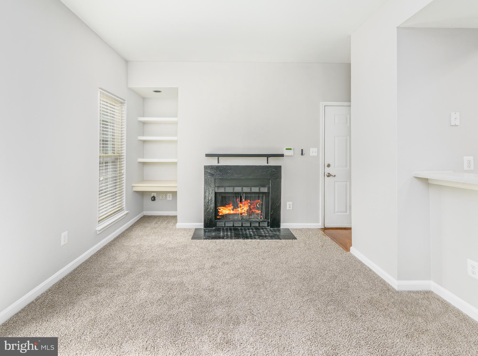 PENDERBROOK SQUARE CONDOMINIUMS - Residential