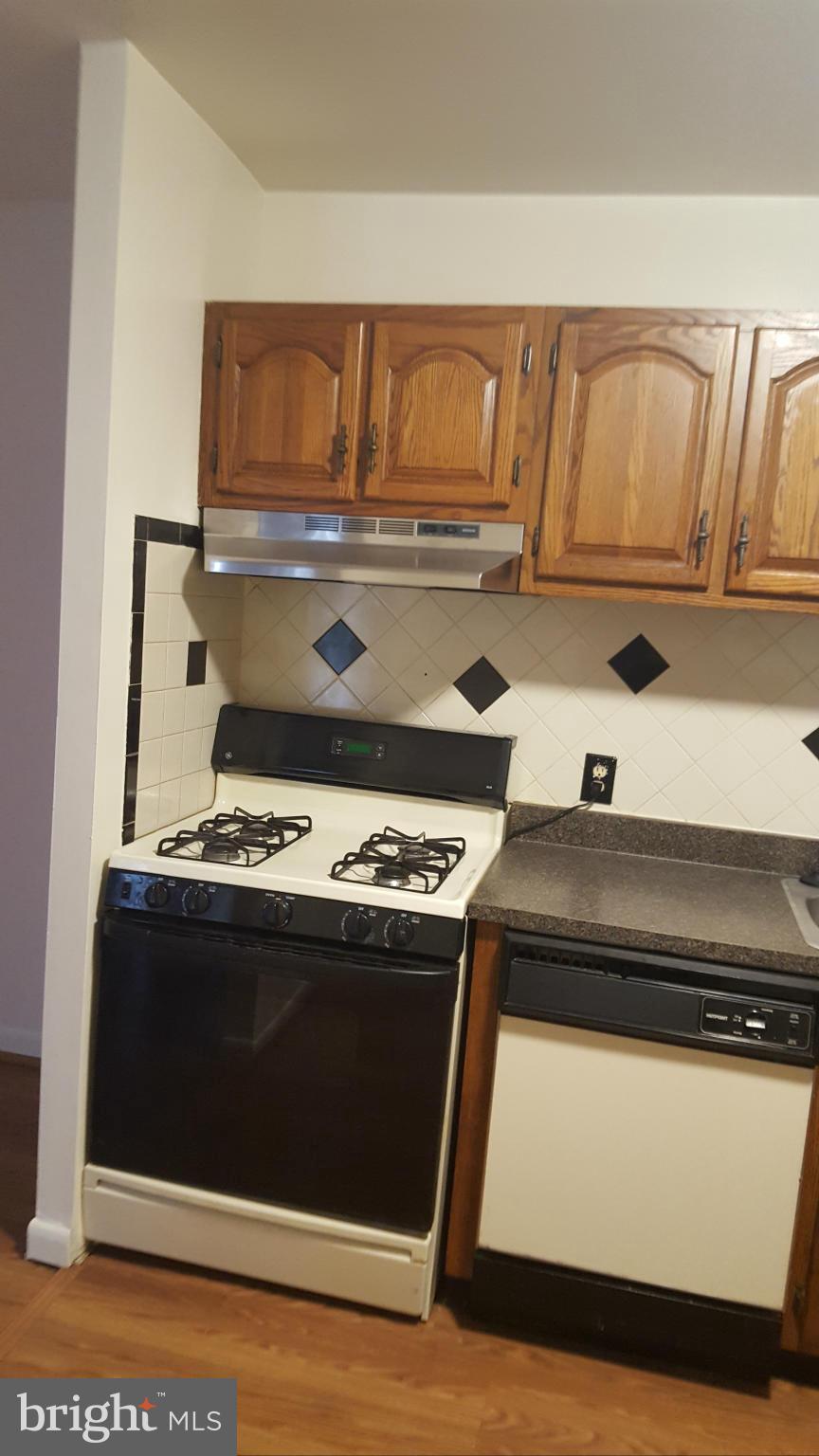 VILLAGE OF LONG REACH - Residential Lease