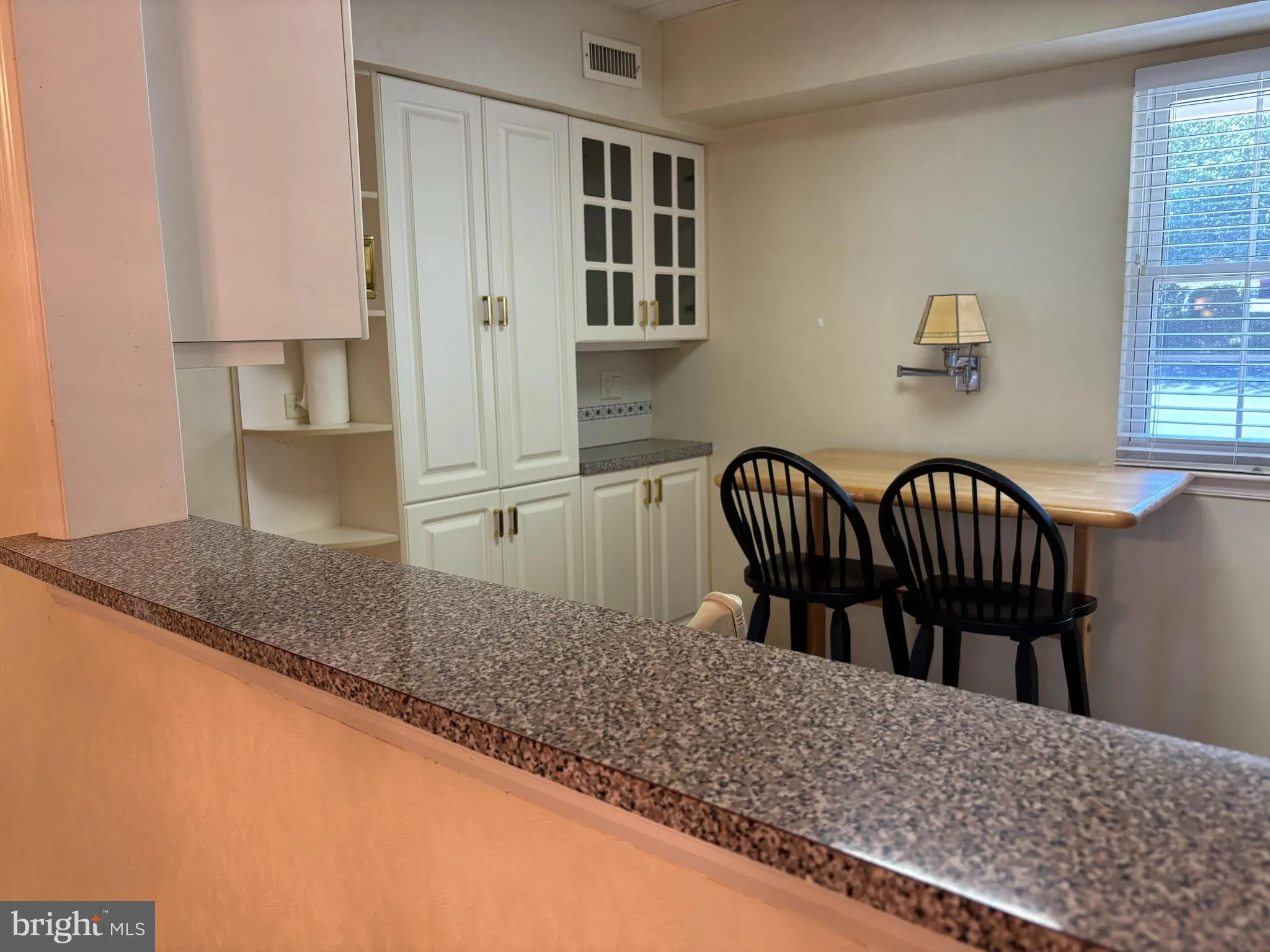 Elkins Park, Pennsylvania 19027, United States, 2 Bedrooms Bedrooms, ,2 BathroomsBathrooms,Residential,Active,192704