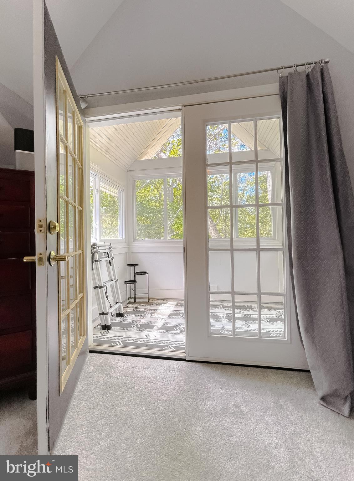 WHITE SANDS - Residential