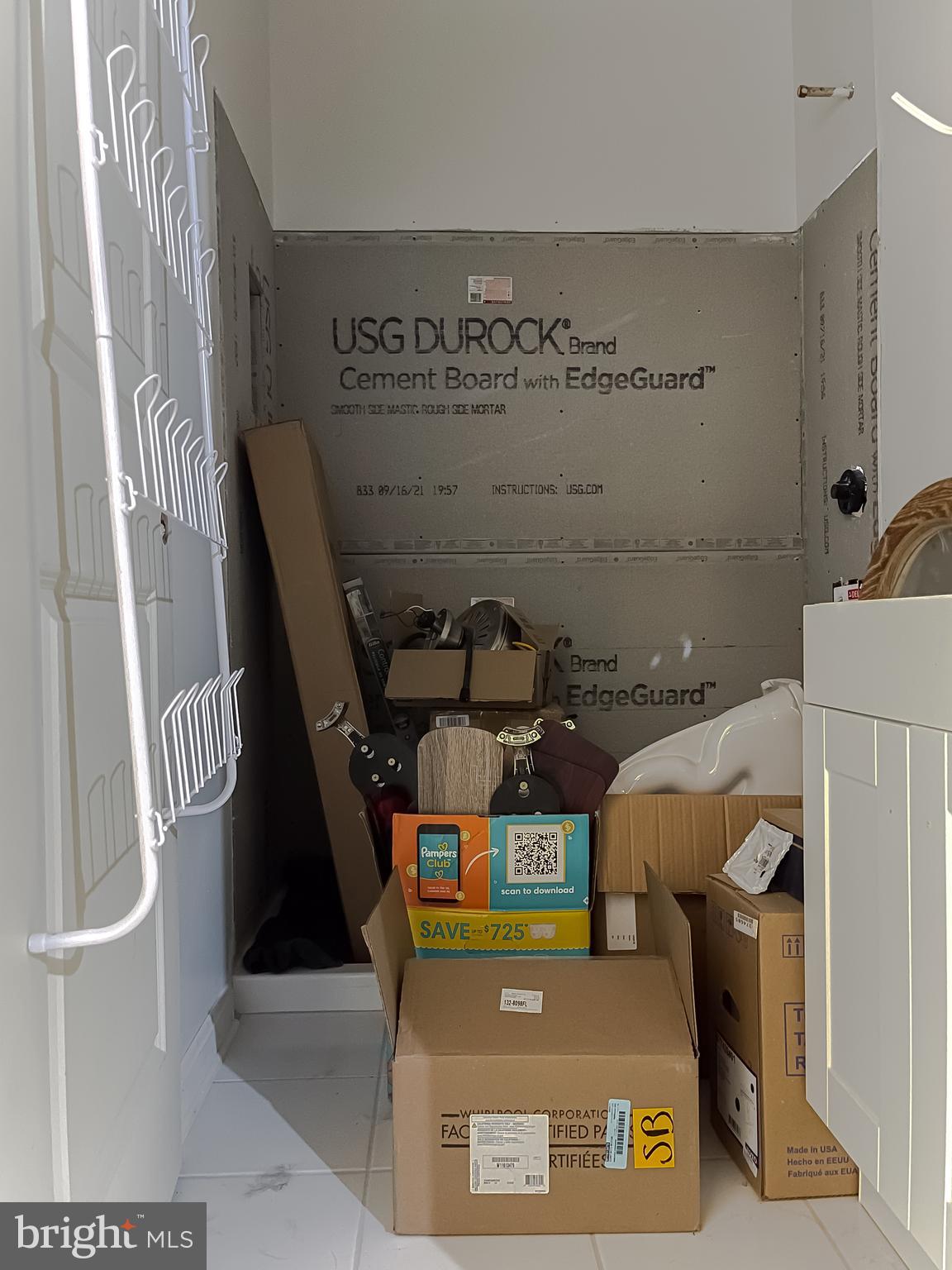 WHITE SANDS - Residential