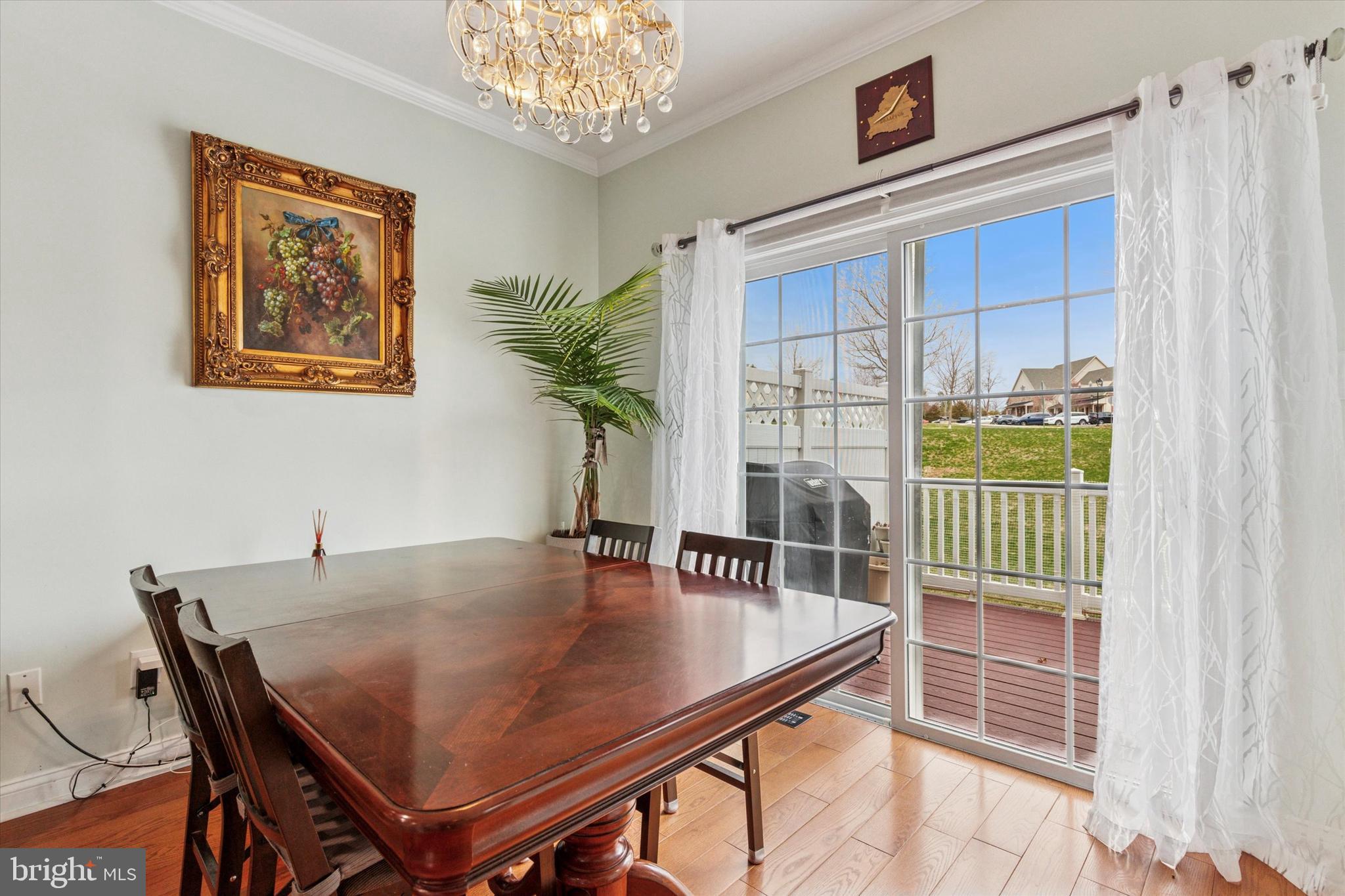 TH AT HERITAGE CNTR - Residential Lease