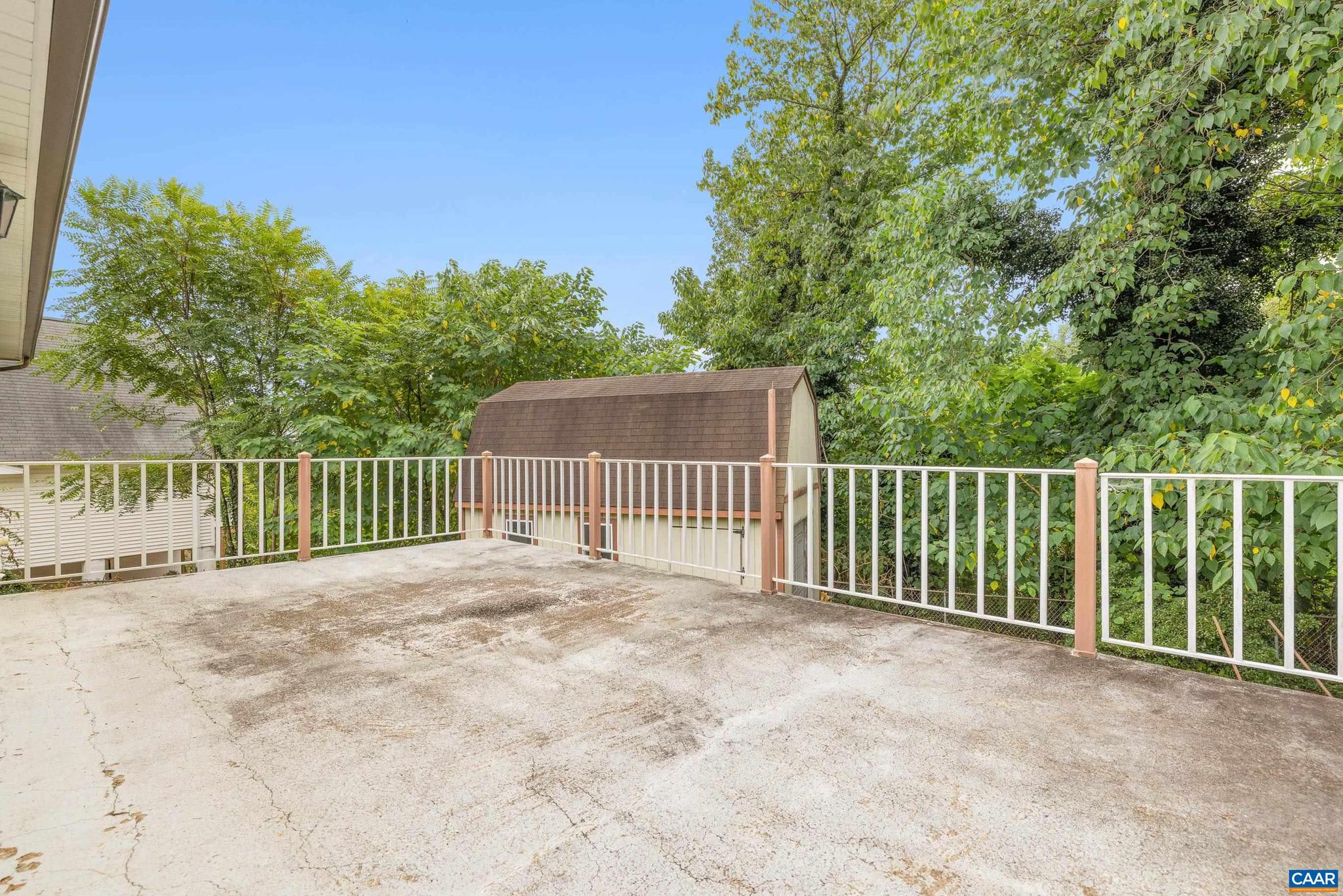 BELMONT - Residential