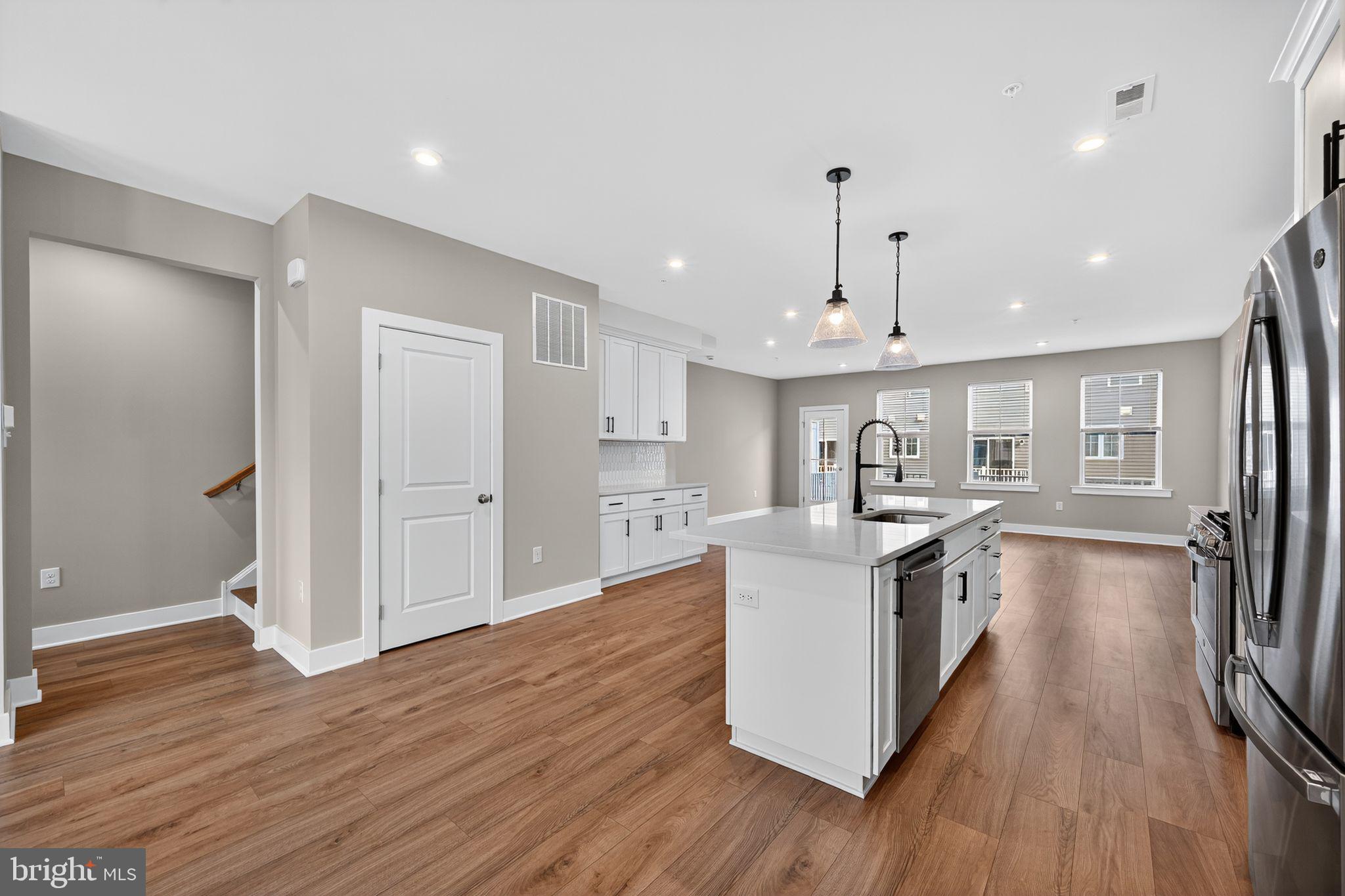 STERLING WALK - Residential Lease