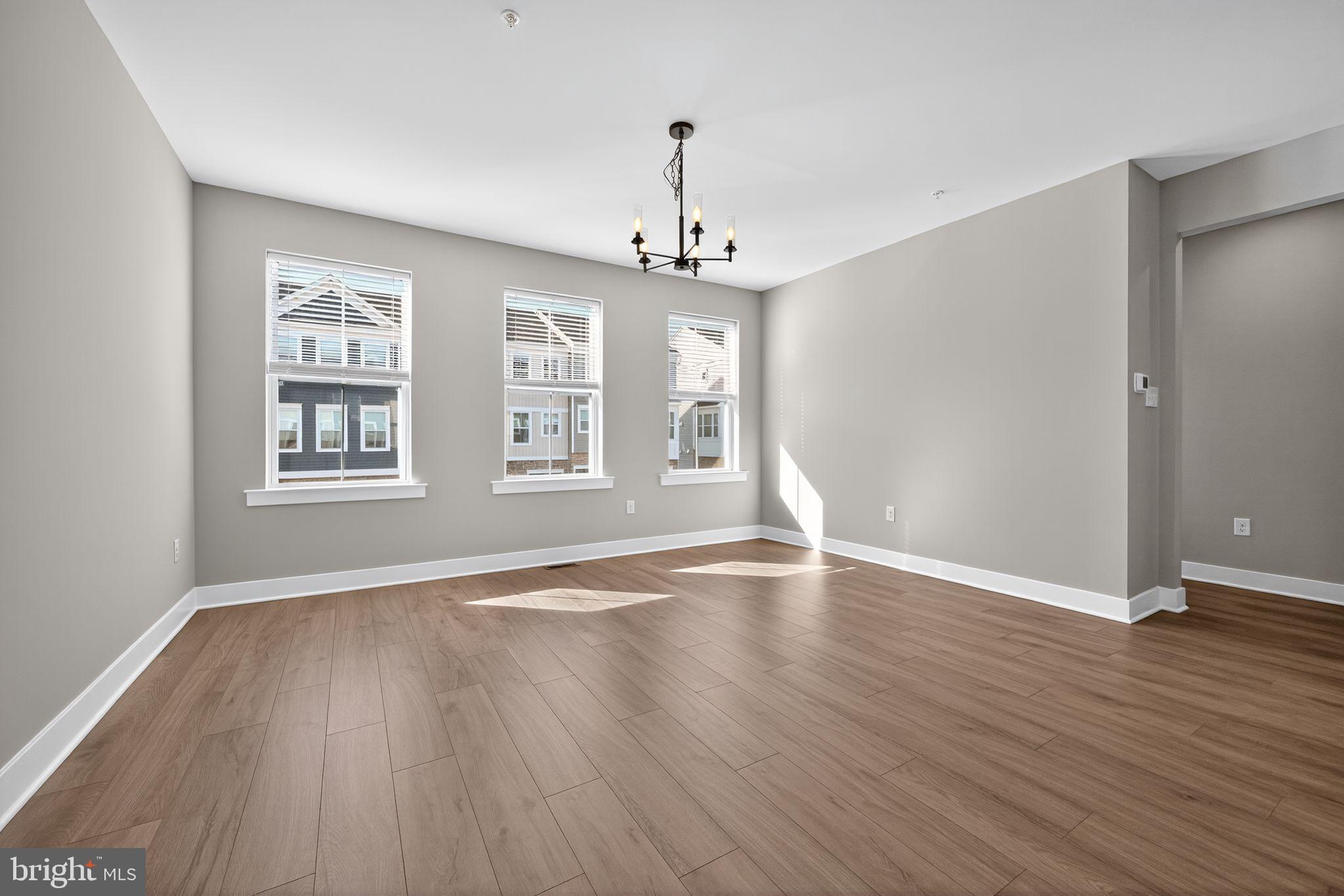 STERLING WALK - Residential Lease