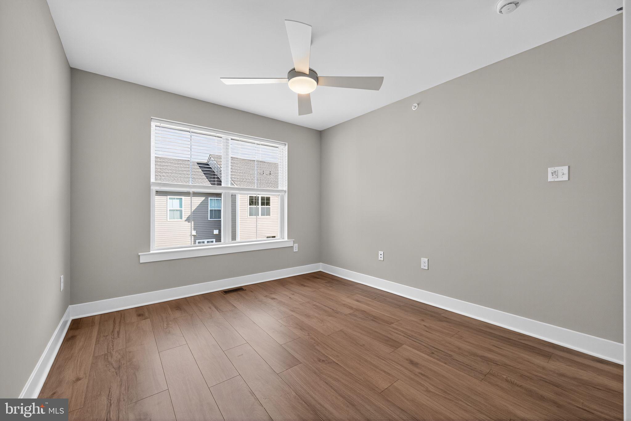 STERLING WALK - Residential Lease