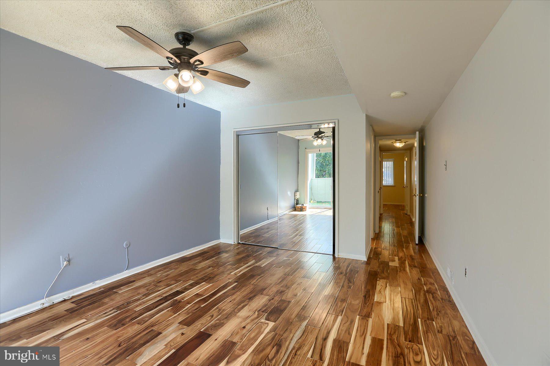 SUMMIT HOUSE - Residential