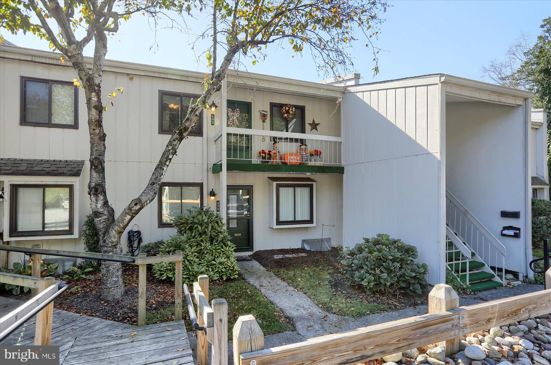 SUMMIT HOUSE - Residential