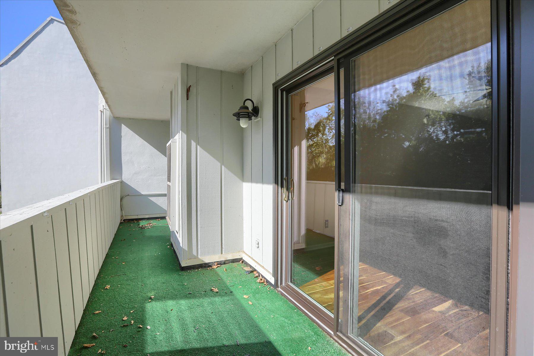 SUMMIT HOUSE - Residential
