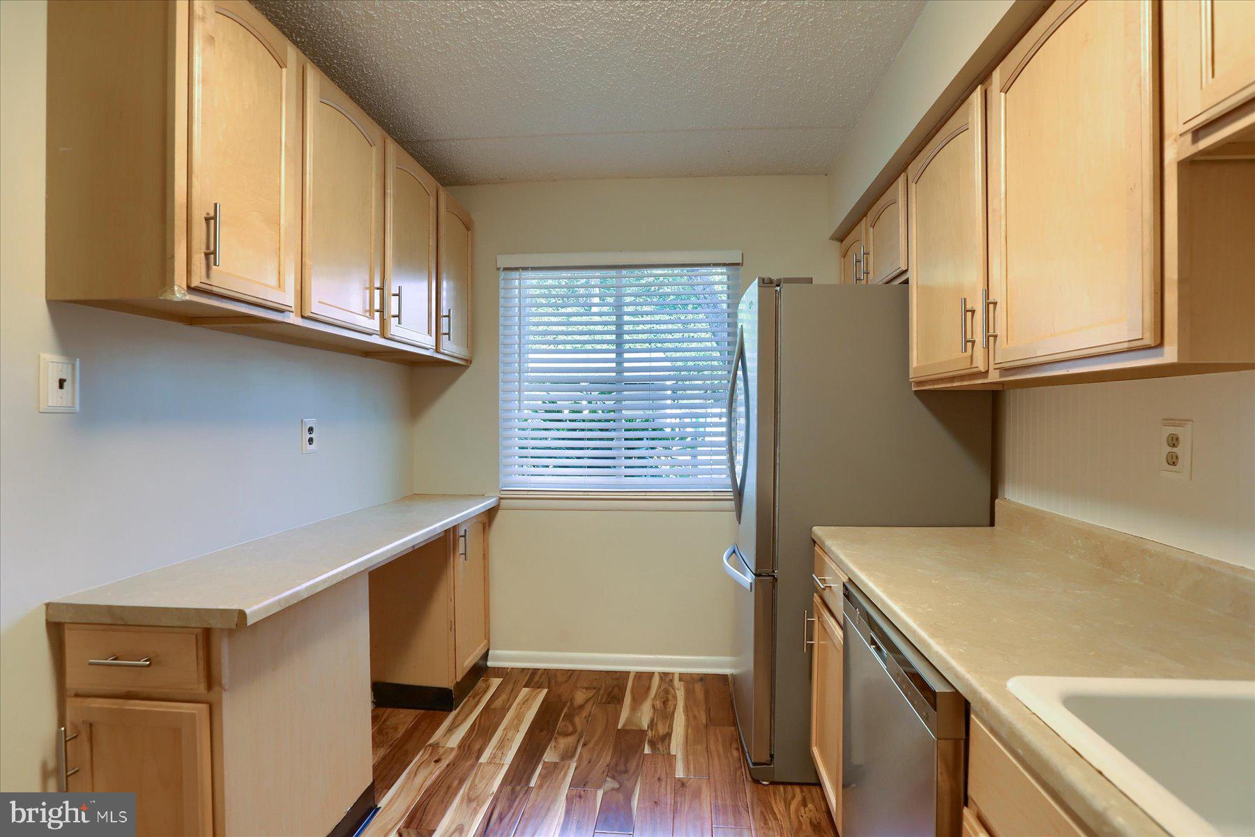 SUMMIT HOUSE - Residential