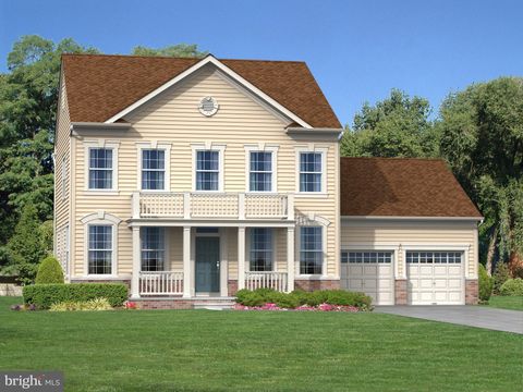 Photo of 1736 Lord Tennyson Place, MIDDLETOWN, DE 19709 (MLS # DENC2083808)