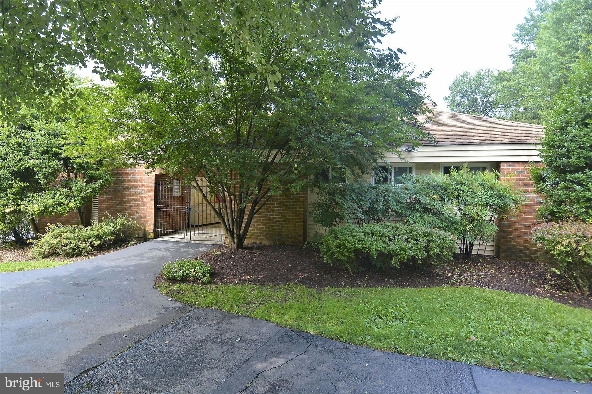 INVERNESS FOREST - Residential