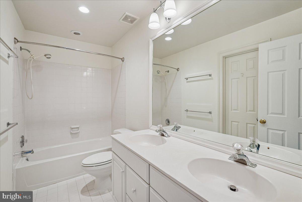 ASHGROVE PLANTATION - Residential