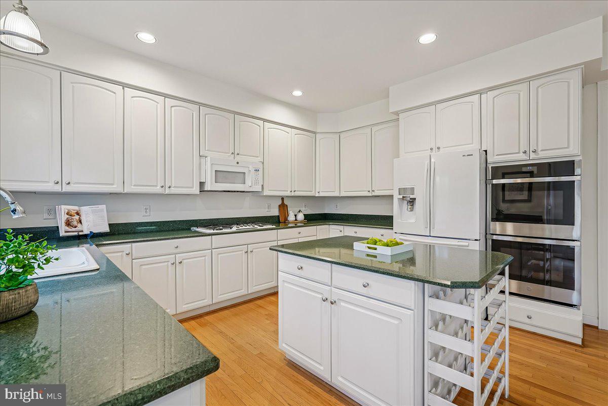 ASHGROVE PLANTATION - Residential