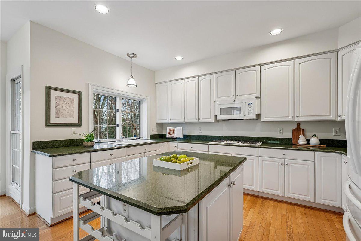 ASHGROVE PLANTATION - Residential