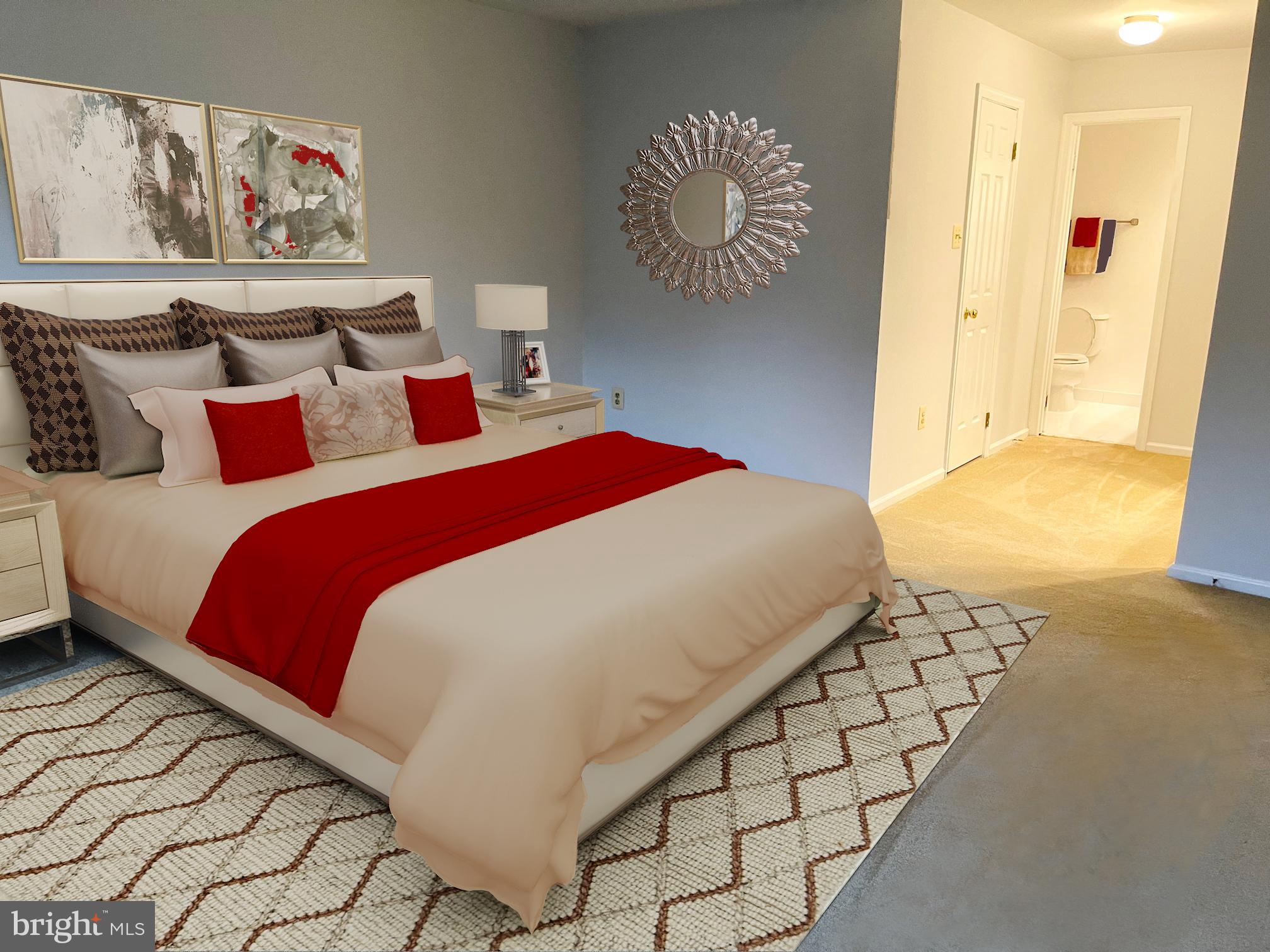 MONTGOMERY SQUARE - Residential