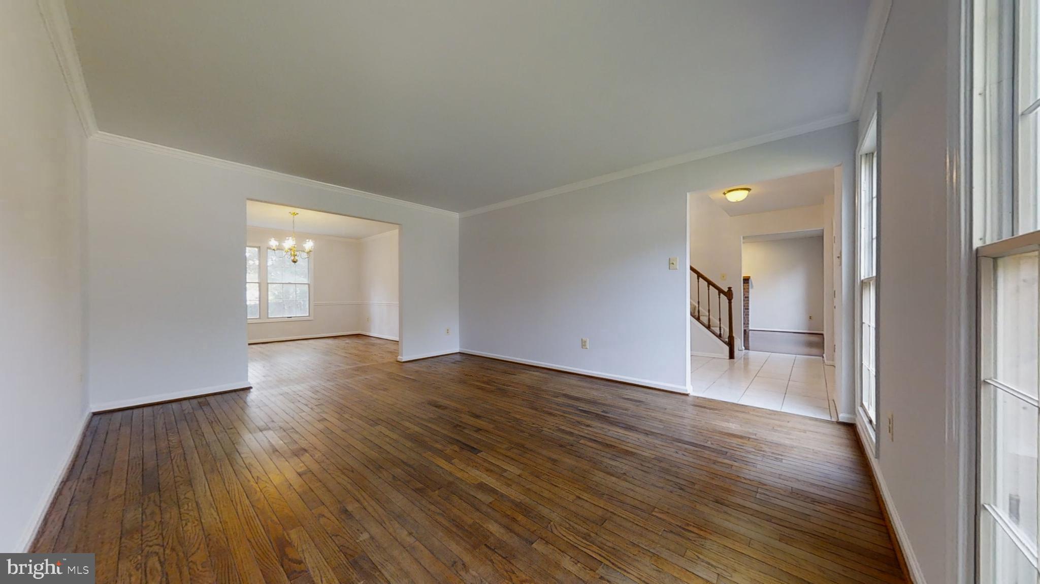 MONTGOMERY SQUARE - Residential