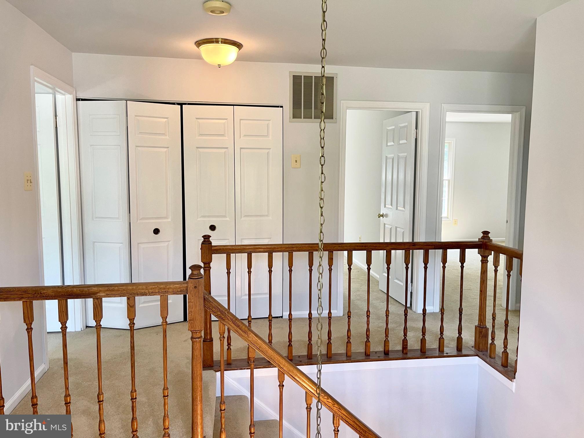 MONTGOMERY SQUARE - Residential