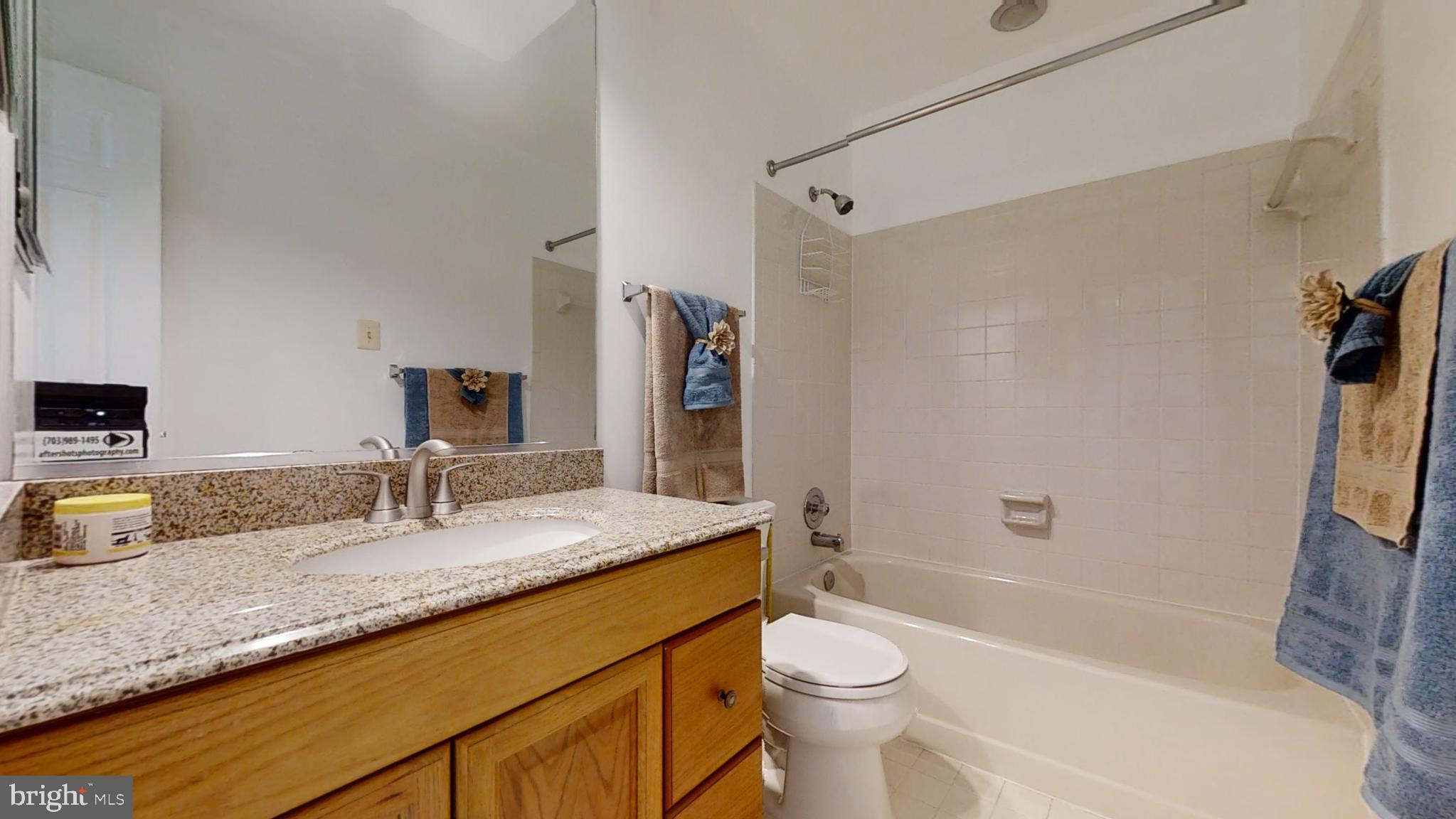 MONTGOMERY SQUARE - Residential