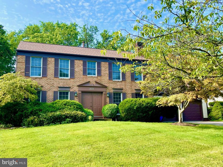 Move-in ready 4-bedroom, 3.5-bath Colonial built in 1983  in sought after Montgomery Square. This home boasts gleaming hardwood floors in living room, dining room and family room. The kitchen and bathrooms are all updated.  A breakfast room next to kitchen opens to a deck, leading to a private backyard. On the upper level, there are a master suite, three good-sized bedrooms. a laundry room, a hallway bathroom, and a mezzanine off the master bedroom. The large master suite features a walk-in closet, a cosmetic counter, a linen closet and a master bathroom equipped with a double vanity and a bath tub. The fully finished basement has a huge recreation room, a full bath, a bonus room with closet, a utility room and storage. Over-sized two-car attached garage.  Seller will provide 1-year home warranty to buyer. The location is close to excellent schools, shopping, Metro and community swim club, plus easy access to major transportation arteries. Don't miss this wonderful property! Motivated seller!