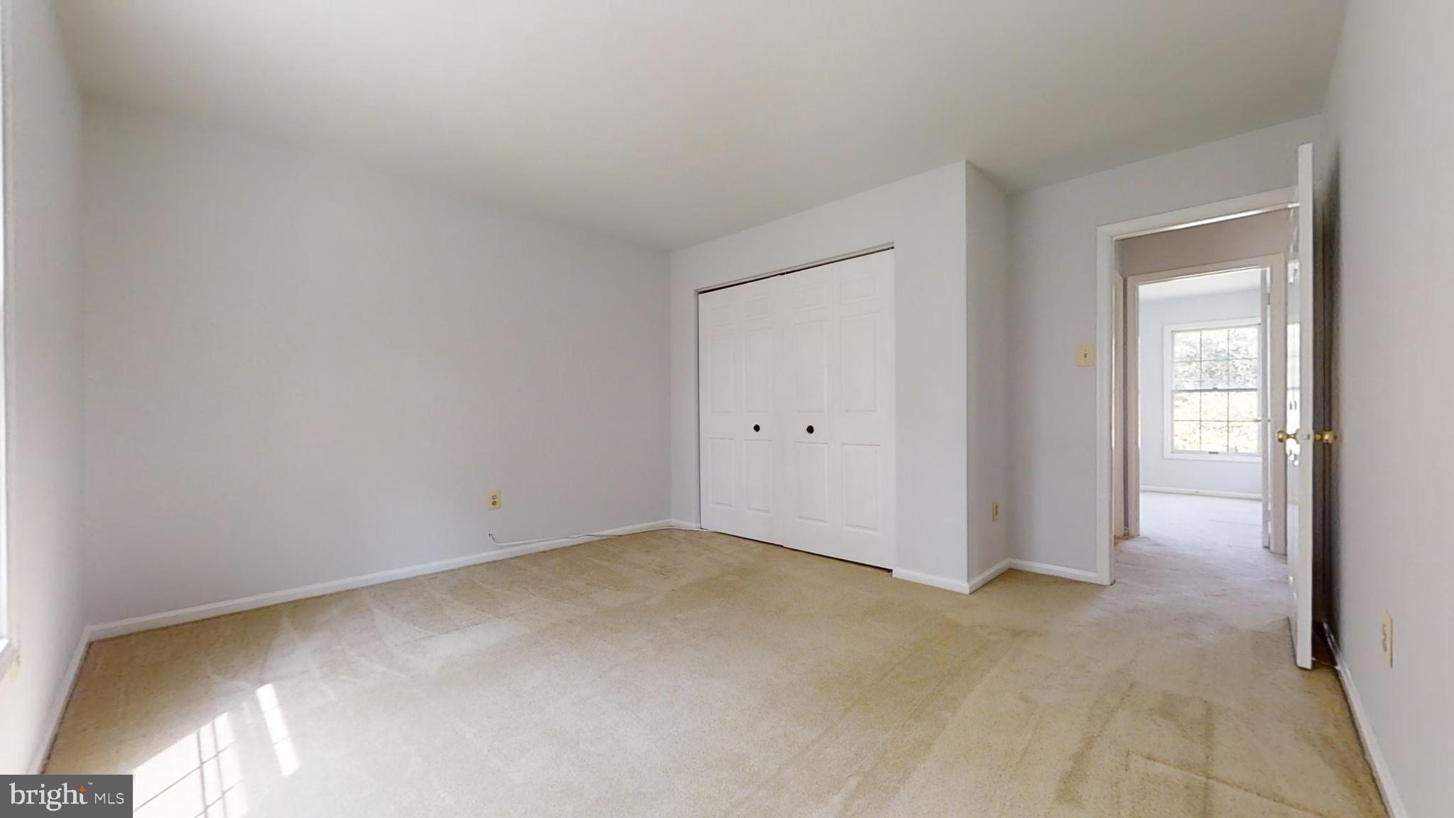 MONTGOMERY SQUARE - Residential