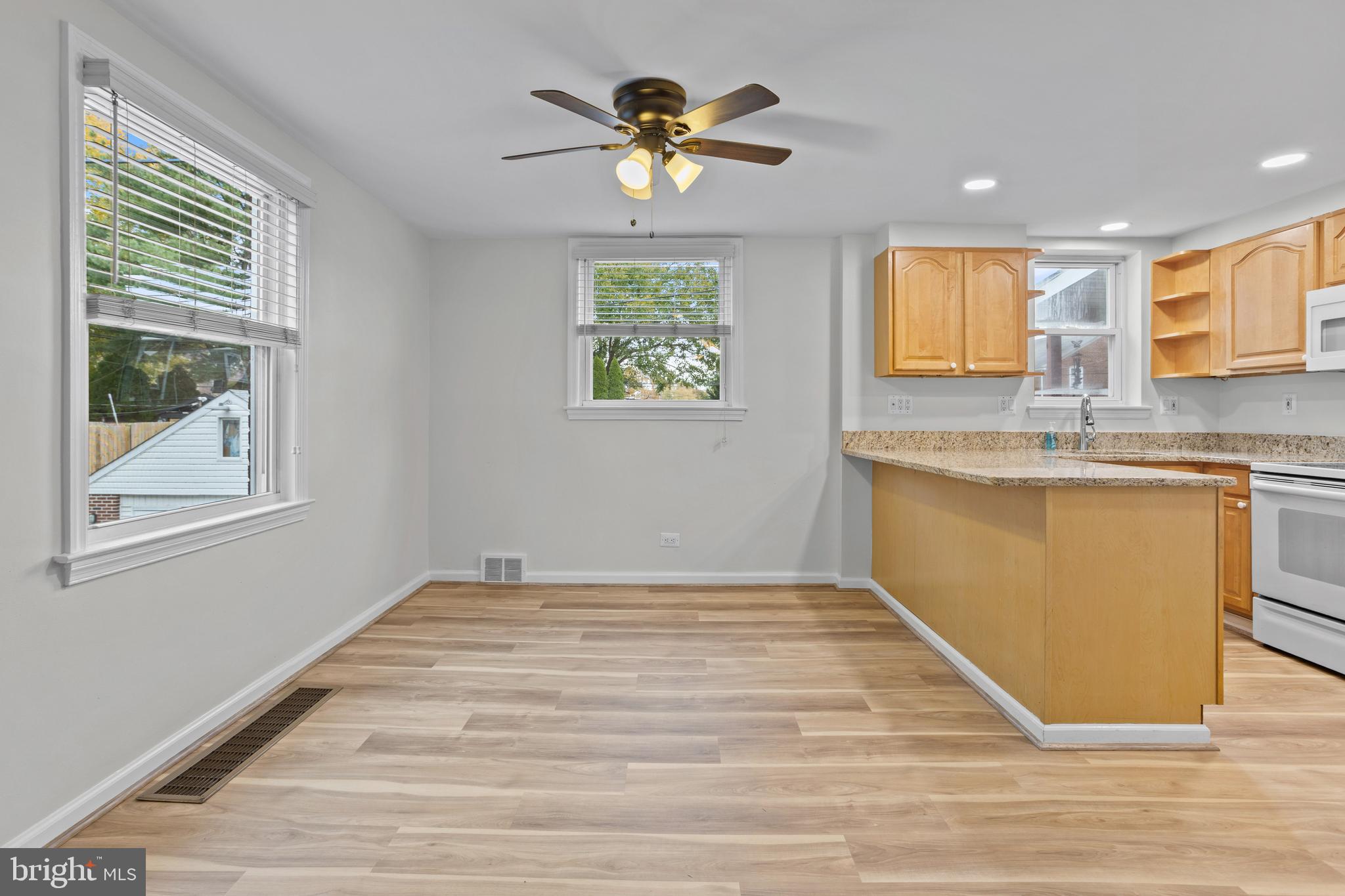 LEEDOM ESTS - Residential