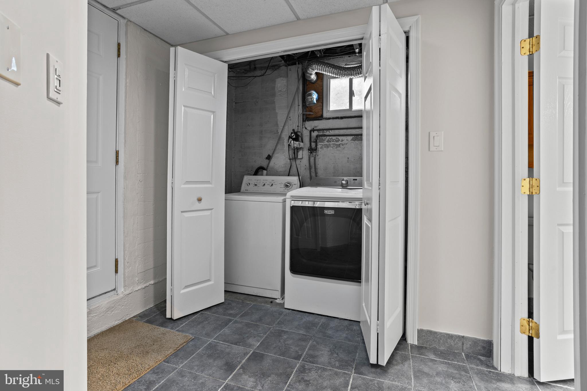 LEEDOM ESTS - Residential