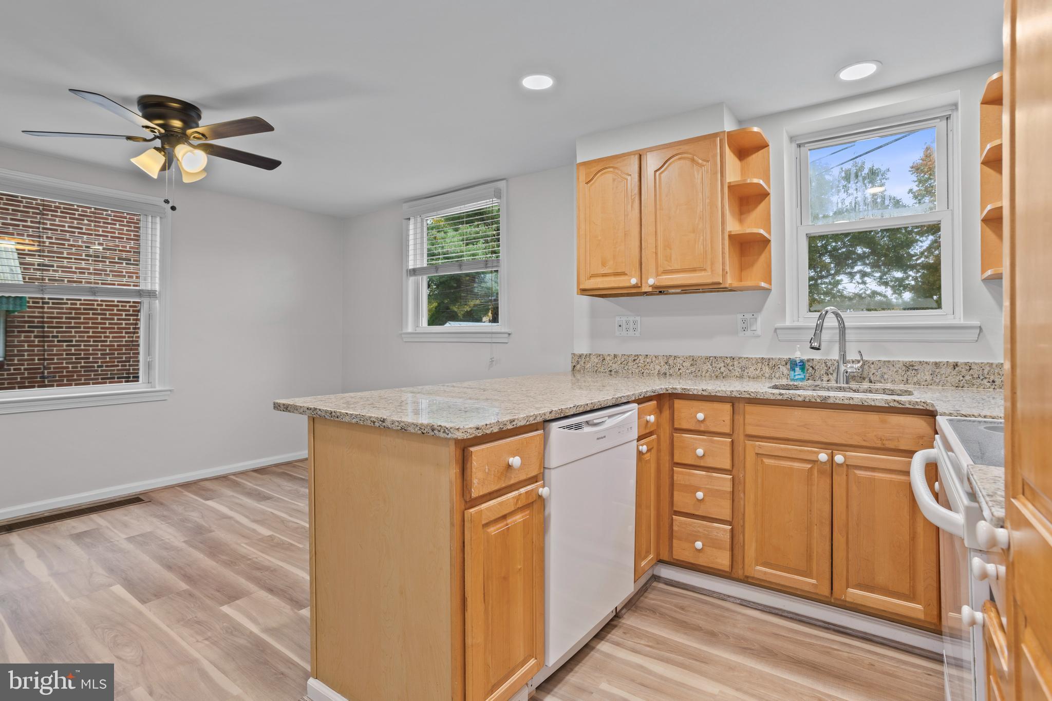 LEEDOM ESTS - Residential