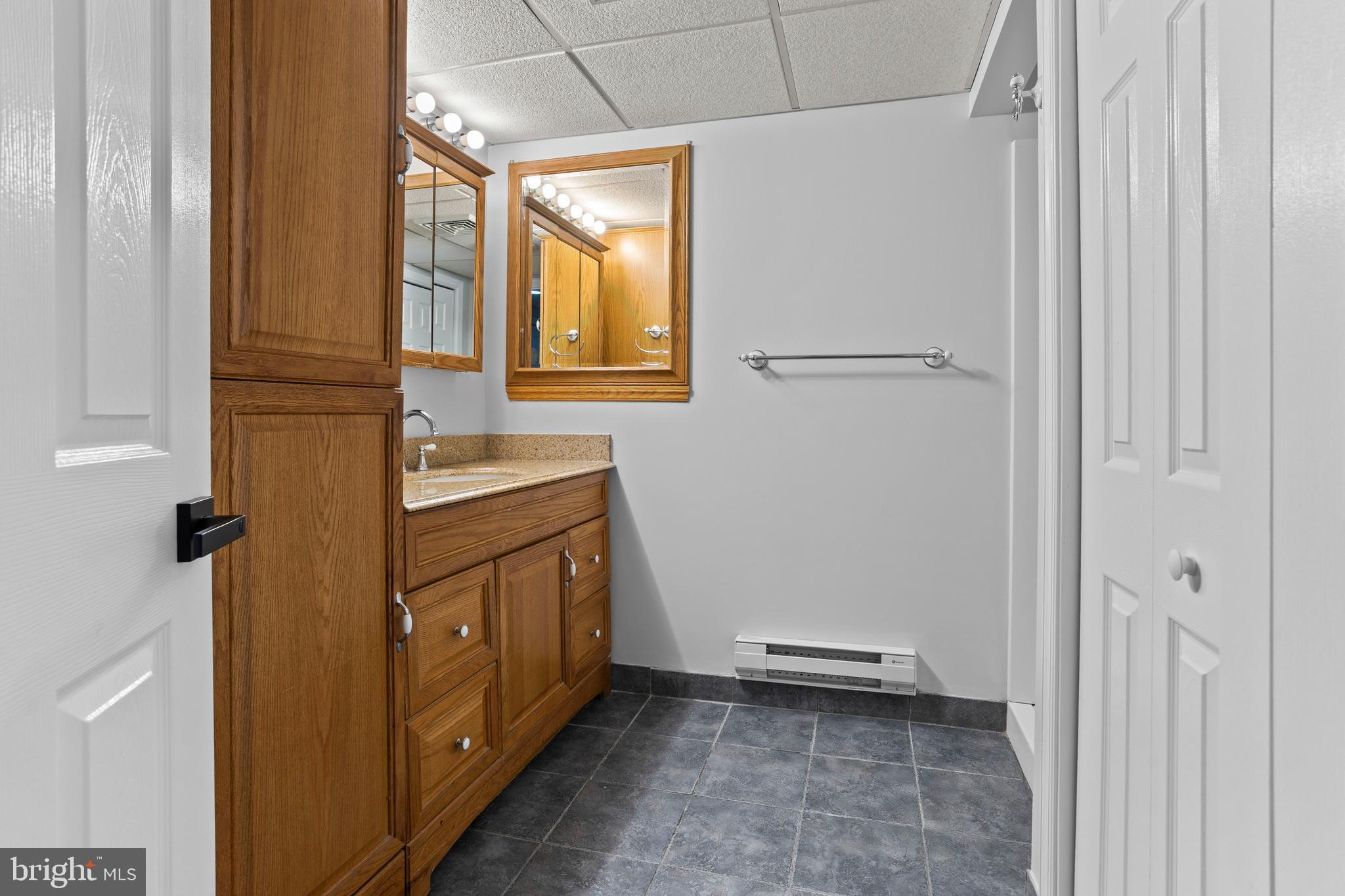 LEEDOM ESTS - Residential