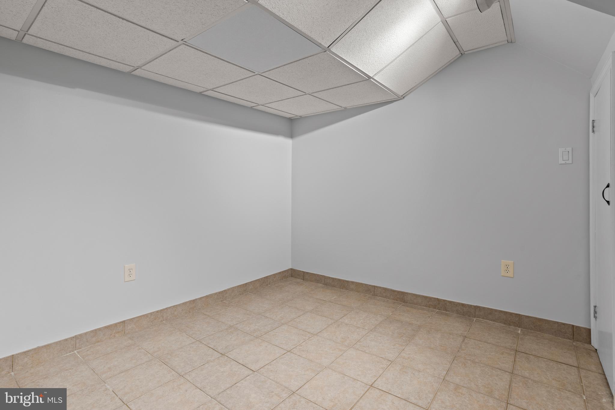 LEEDOM ESTS - Residential