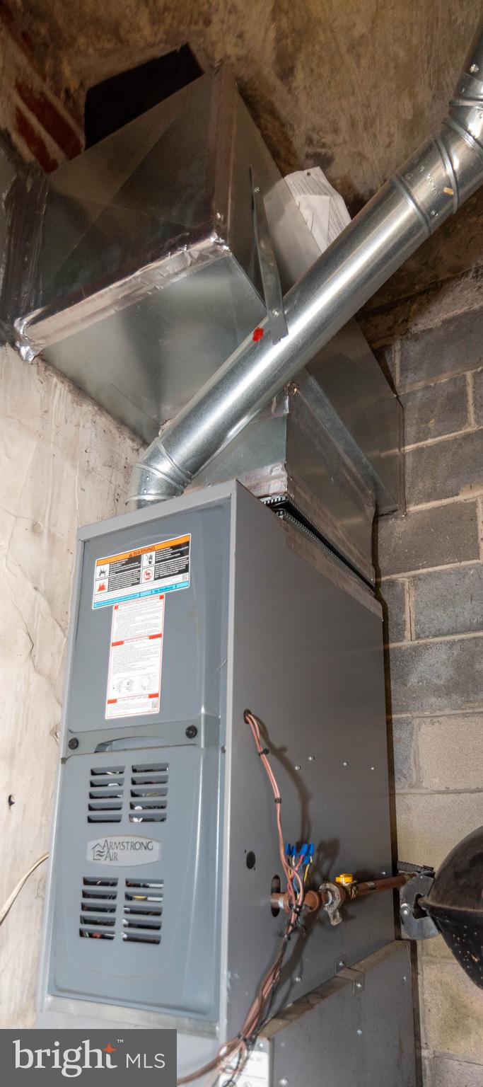 ROSEMONT EAST - Residential