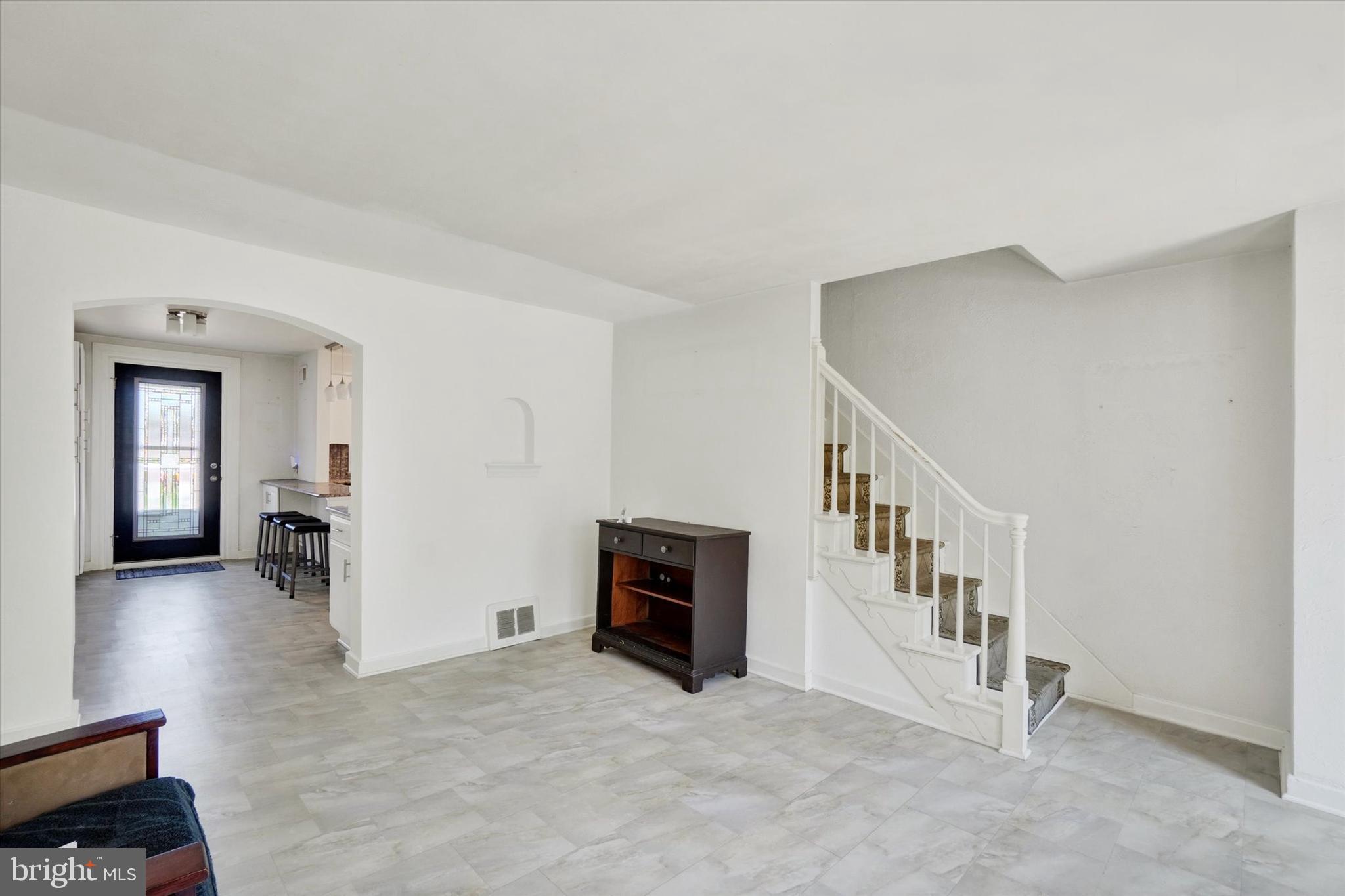 ELMWOOD - Residential
